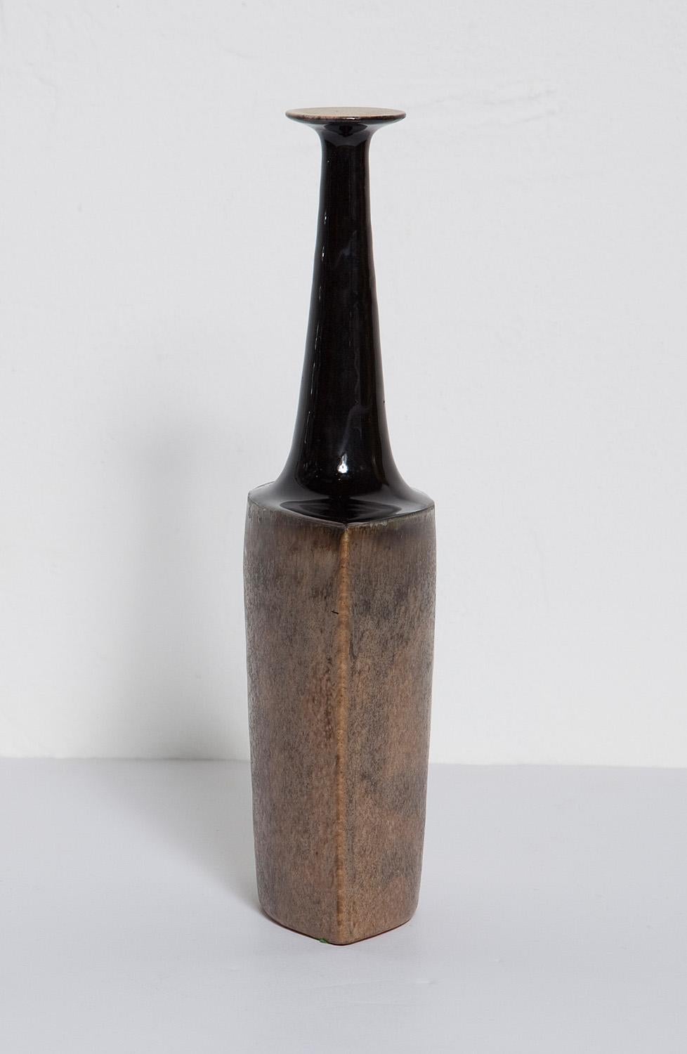 Mid-Century Modern Brown Bruno Gambone Ceramic Vase