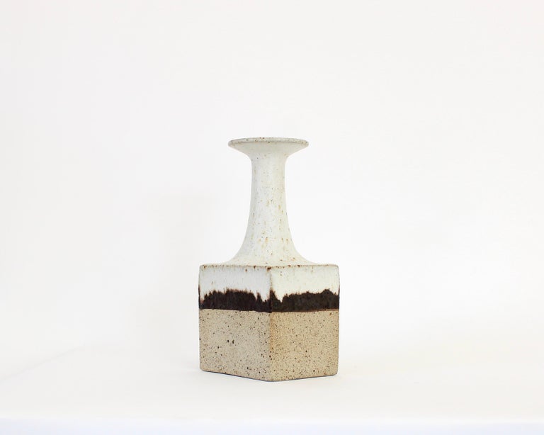Bruno Gambone Glazed Ceramic Bottle Vase, Italy, circa 1970 In Good Condition For Sale In Chicago, IL