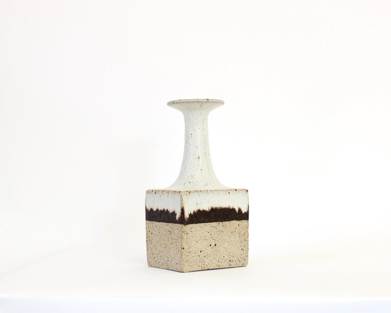Bruno Gambone Glazed Ceramic Bottle Vase, Italy, circa 1970 For Sale 1