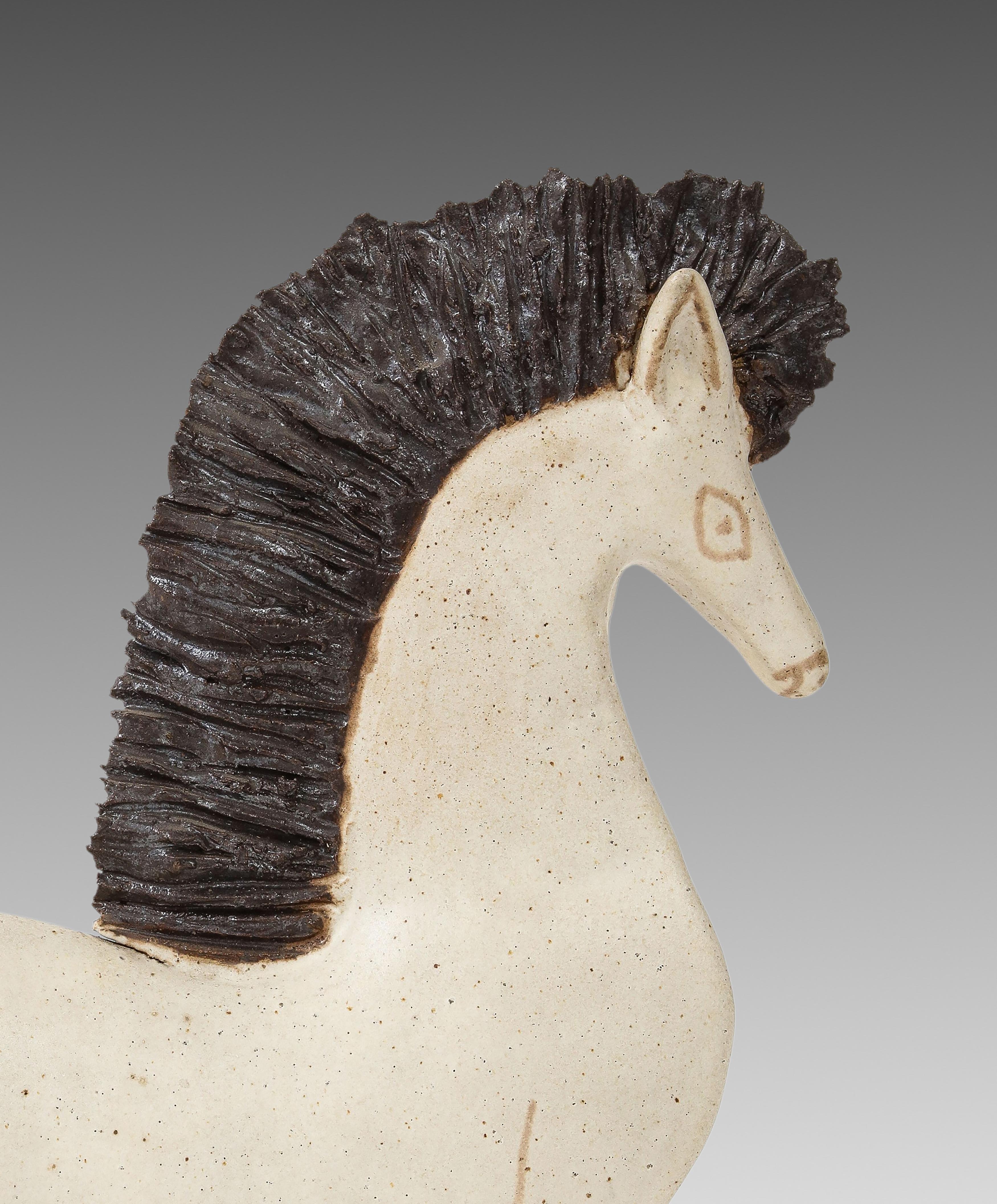 Sculpture de cheval en céramique émaillée de Bruno Gambone, Italie, 1970 en vente 5