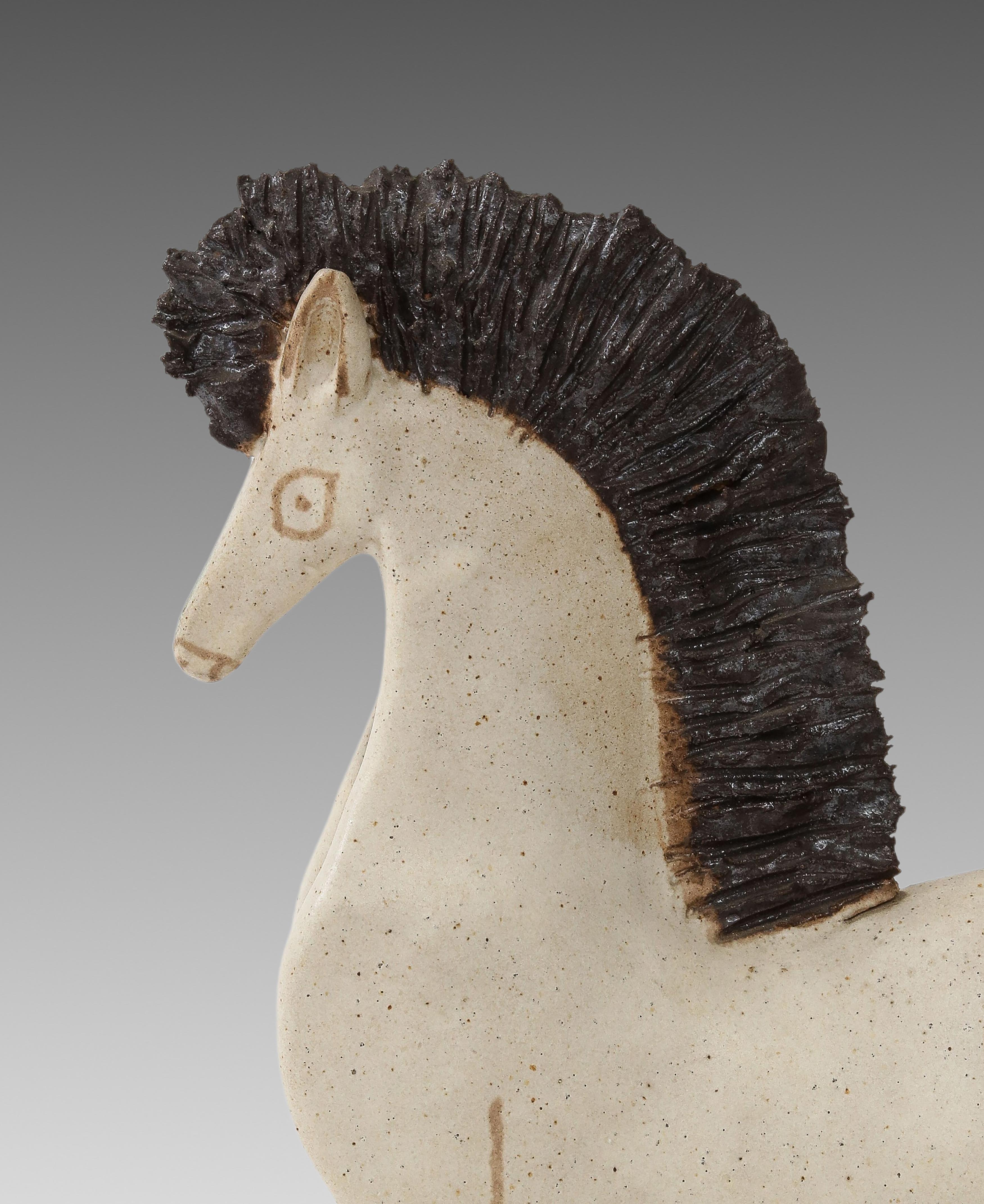 Sculpture de cheval en céramique émaillée de Bruno Gambone, Italie, 1970 en vente 1