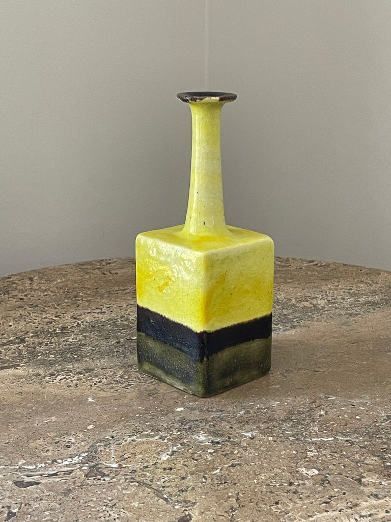 Bruno Gambone Glazed Ceramic Vase, Italy For Sale 3