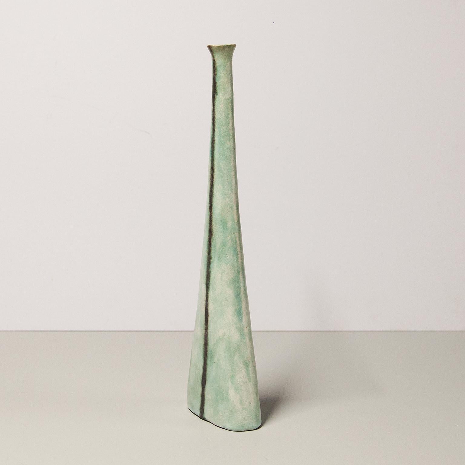 Bruno Gambone énorme vase en céramique en grès émaillé noir et vert, Italie 1980, signé Gambone Italie.