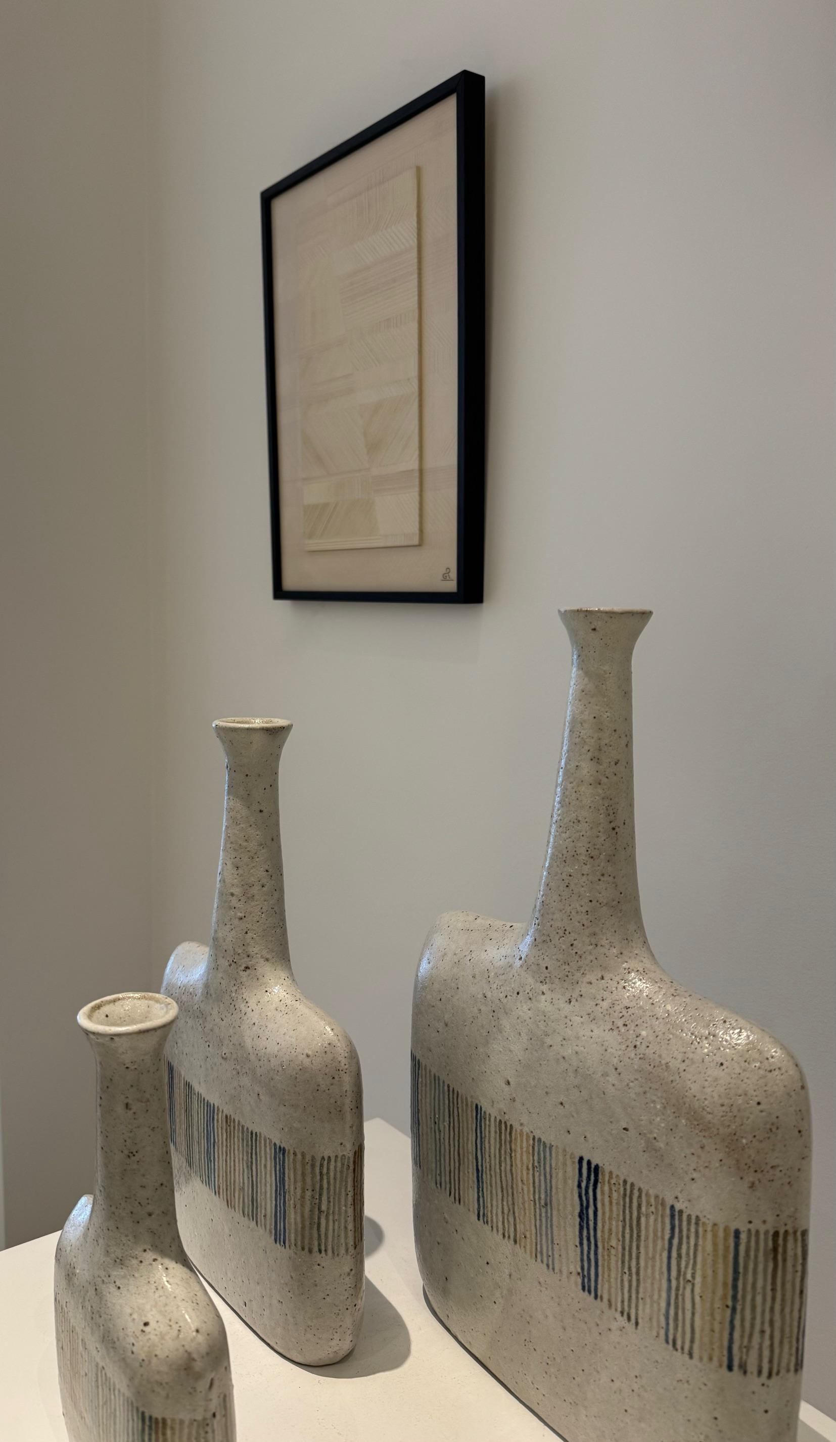 Bruno Gambone Italian Decorative Mid-Century Set of 3 Ceramic Vases (Ensemble de 3 vases en céramique) en vente 3