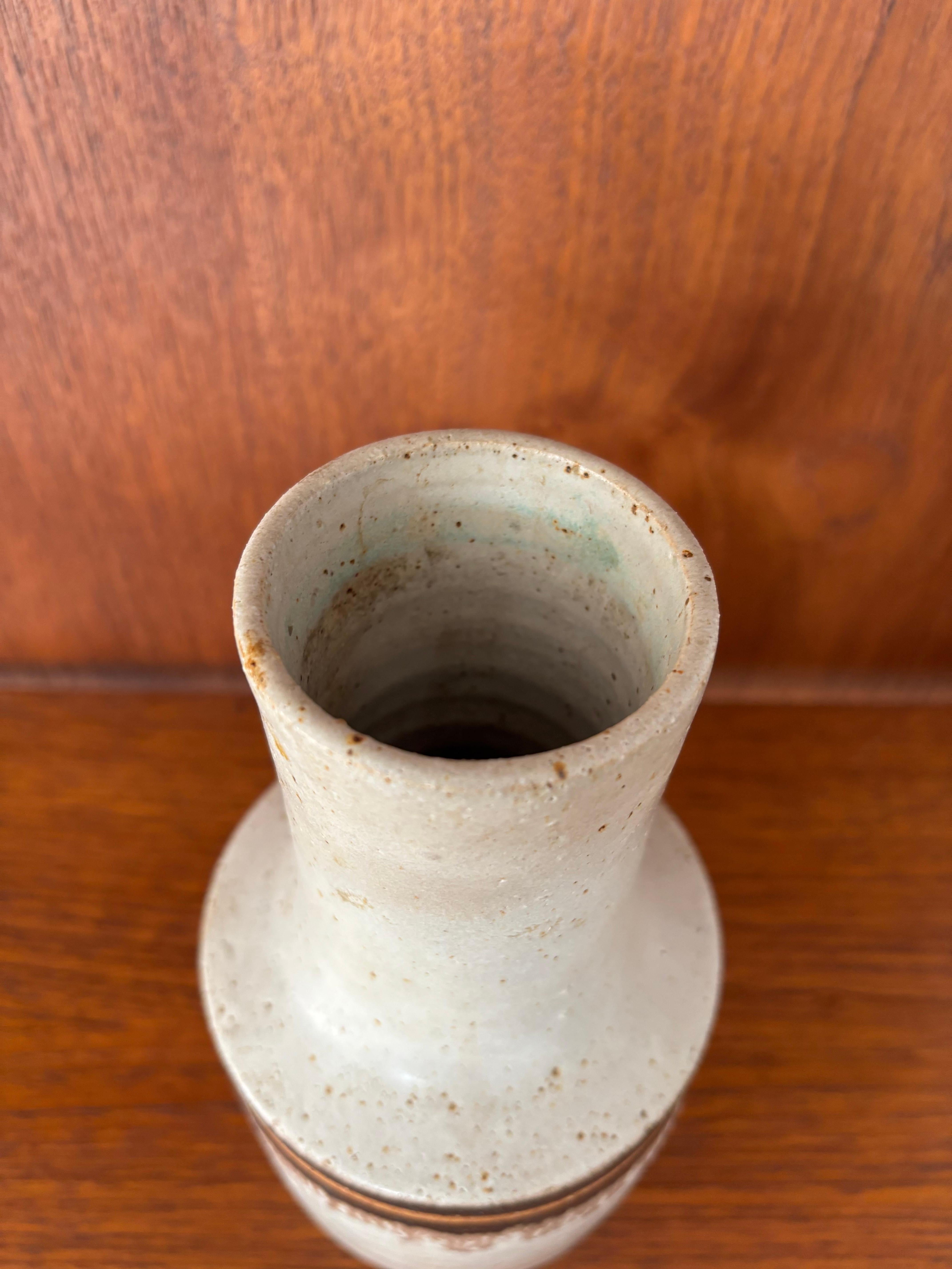 Bruno Gambone Italian White Brown Orange Stoneware Vase 1970s in vendita 1
