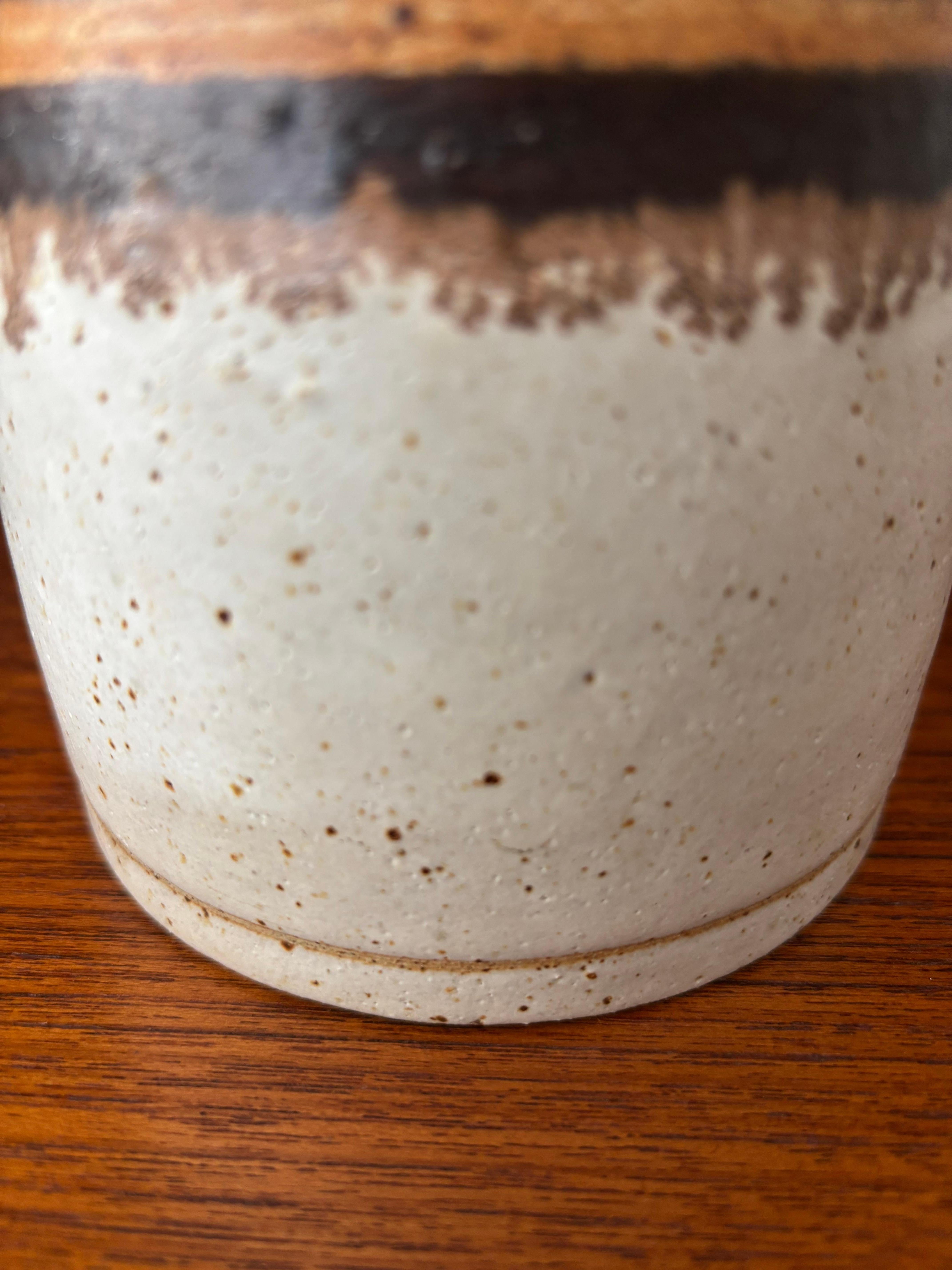 Bruno Gambone Italian White Brown Orange Stoneware Vase 1970s in vendita 2