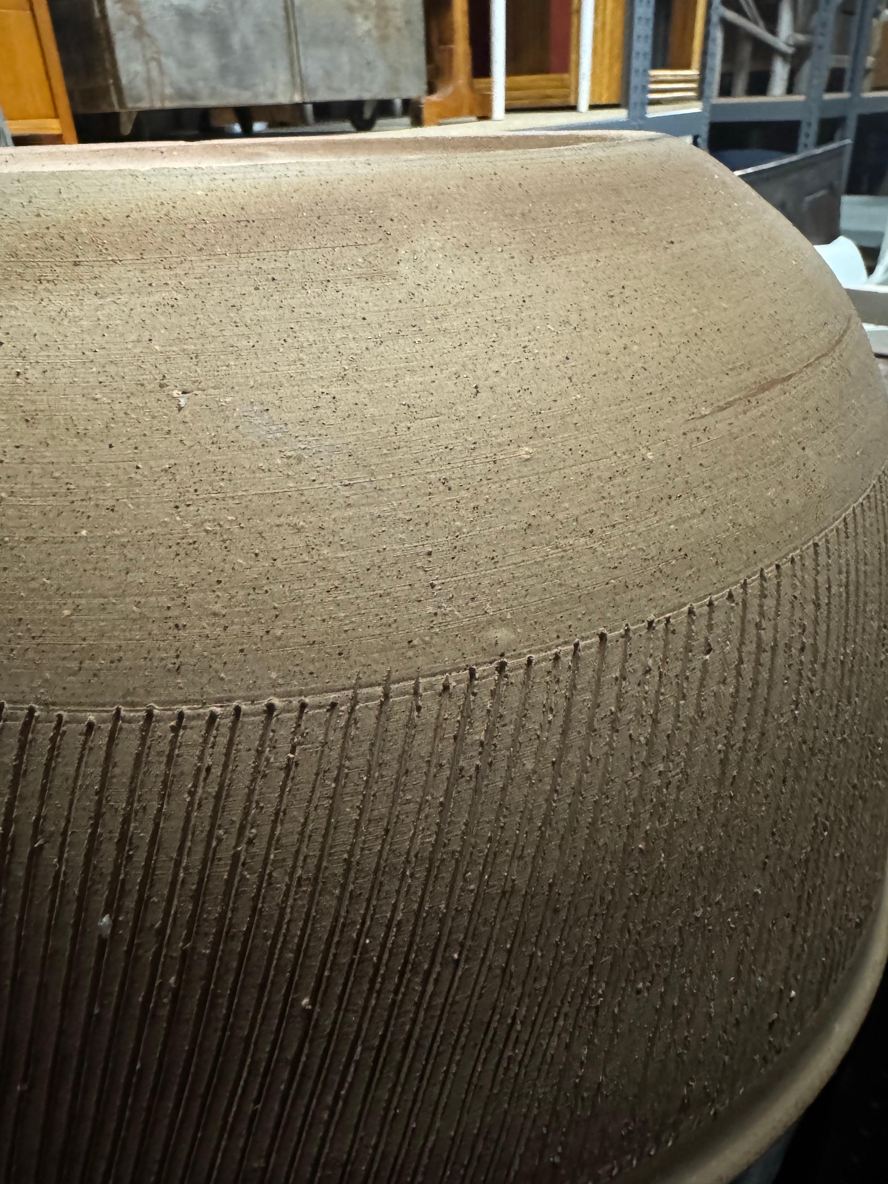 Bruno Gambone, Large Centerpiece Bowl in vendita 6