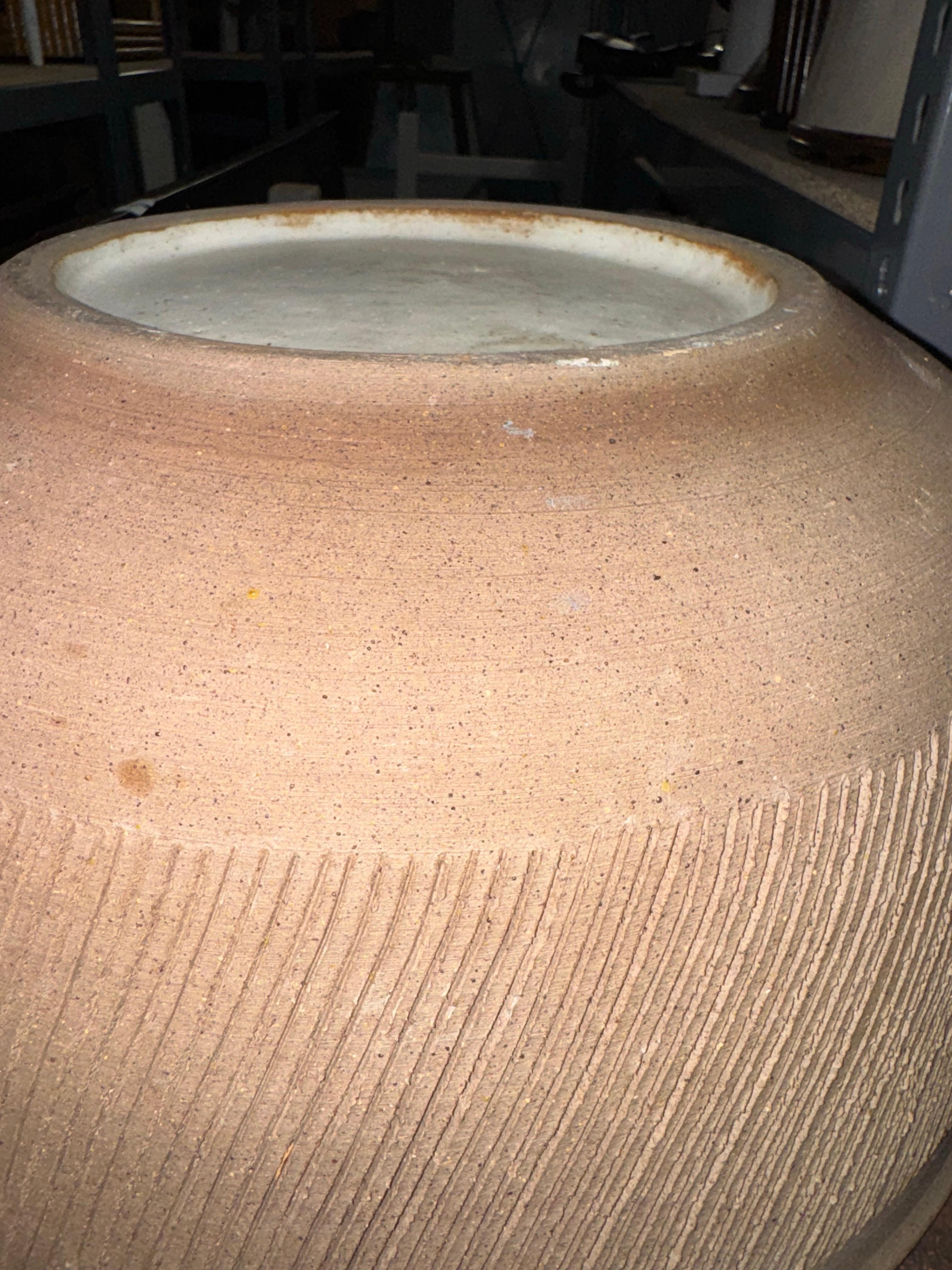 Bruno Gambone, Large Centerpiece Bowl in vendita 7