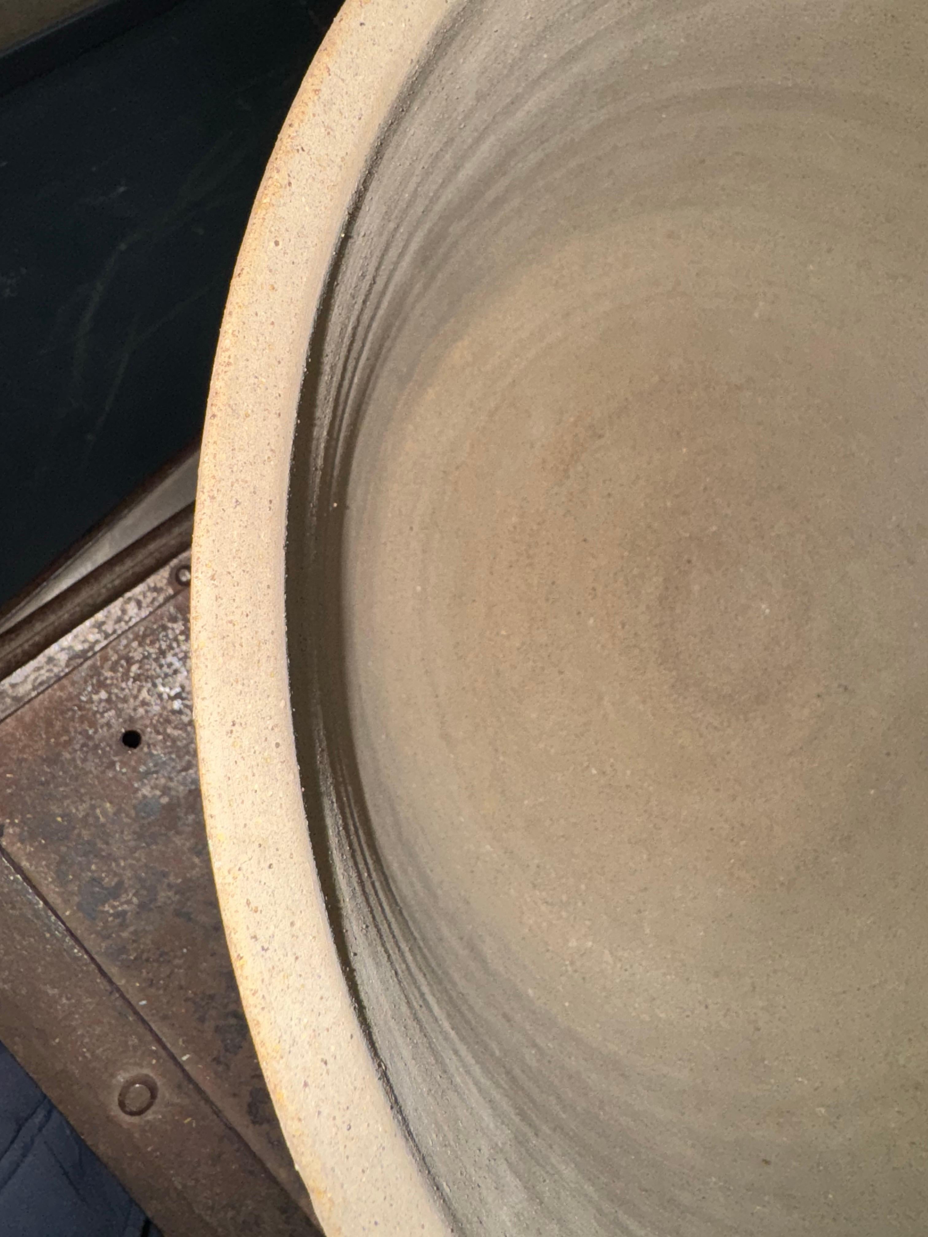 Bruno Gambone, Large Centerpiece Bowl in vendita 1