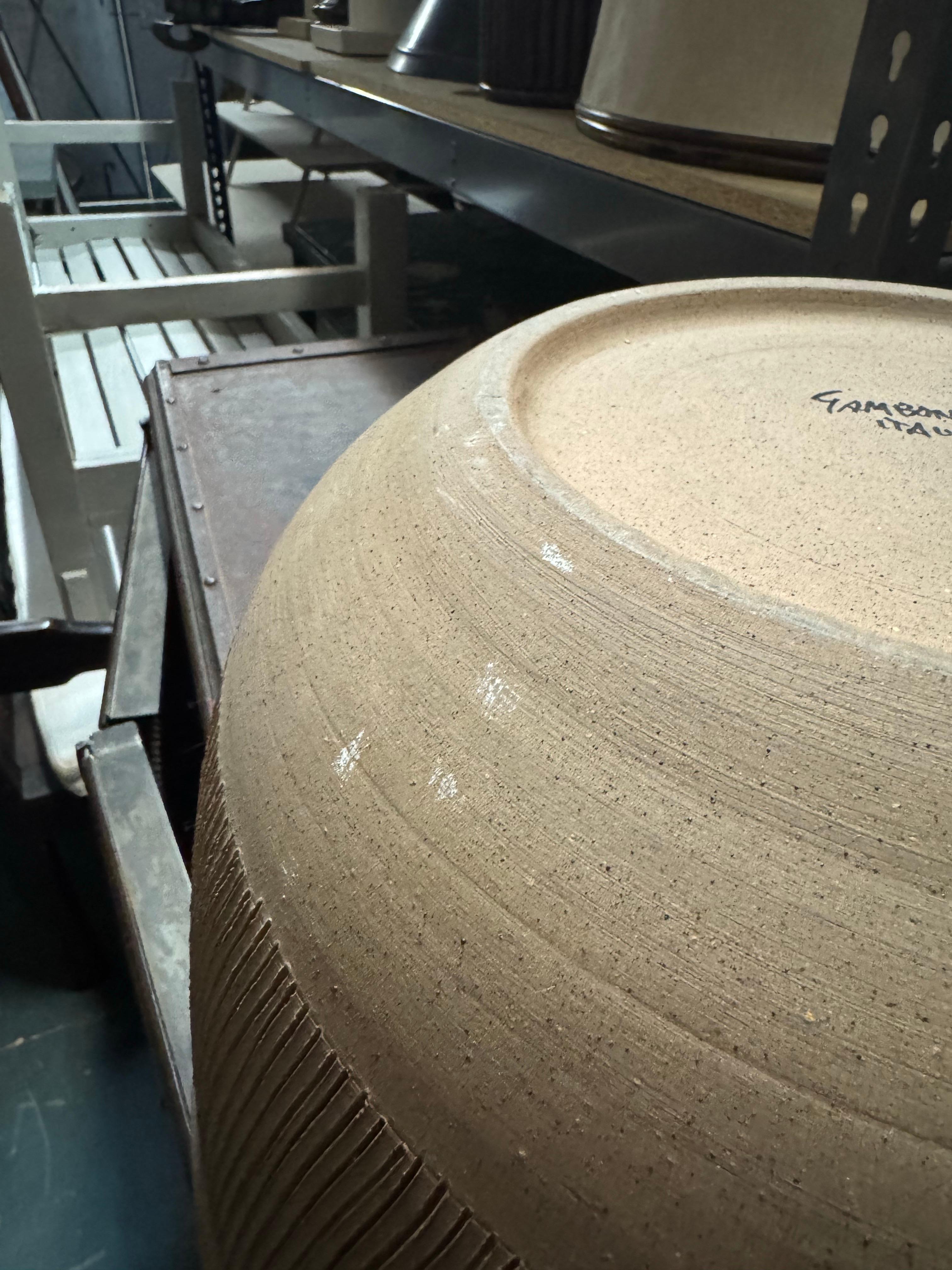 Bruno Gambone, Large Centerpiece Bowl in vendita 2