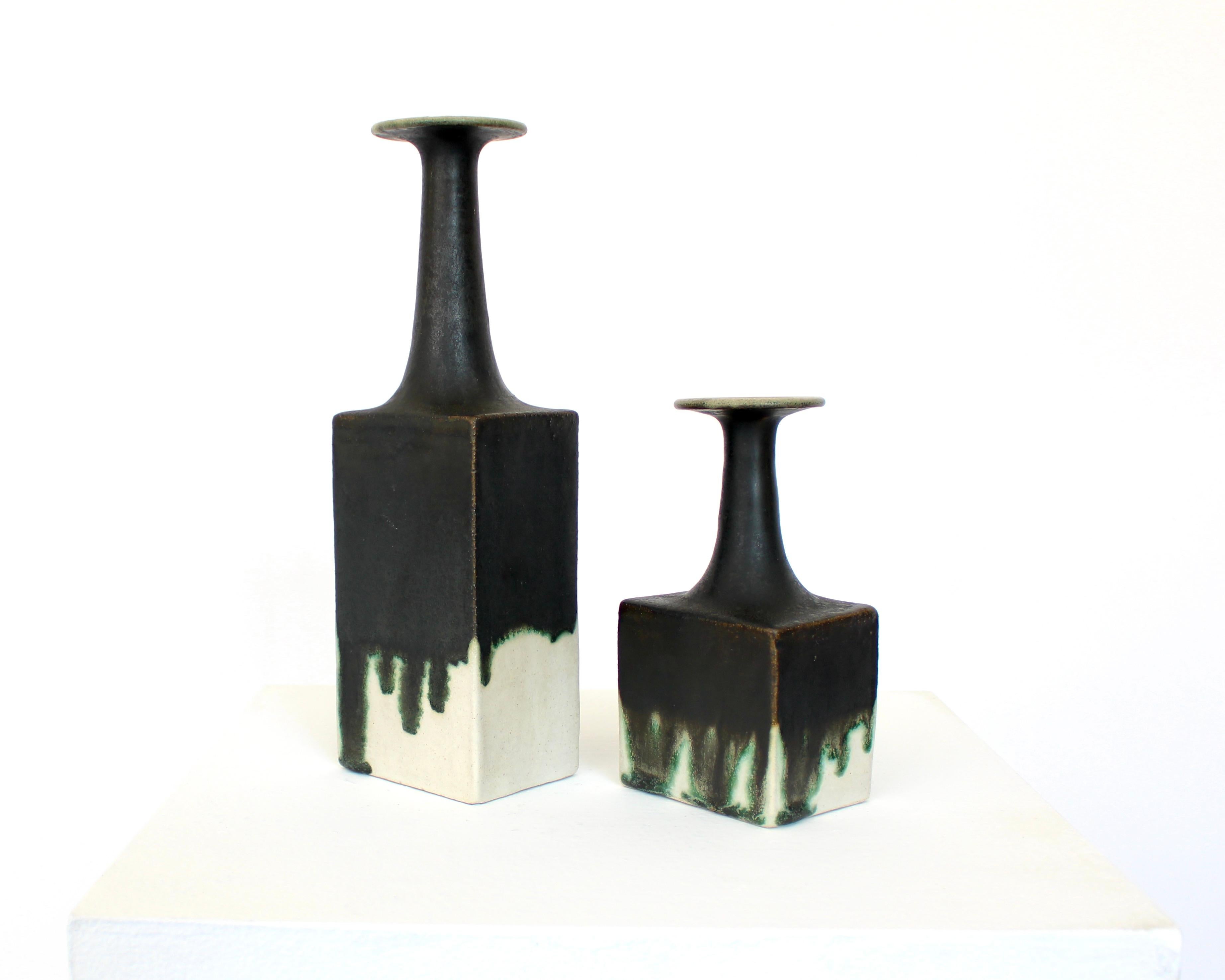 Mid-Century Modern Paire de vases-bouteilles en céramique émaillée de Bruno Gambone, Italie, vers 1970 en vente