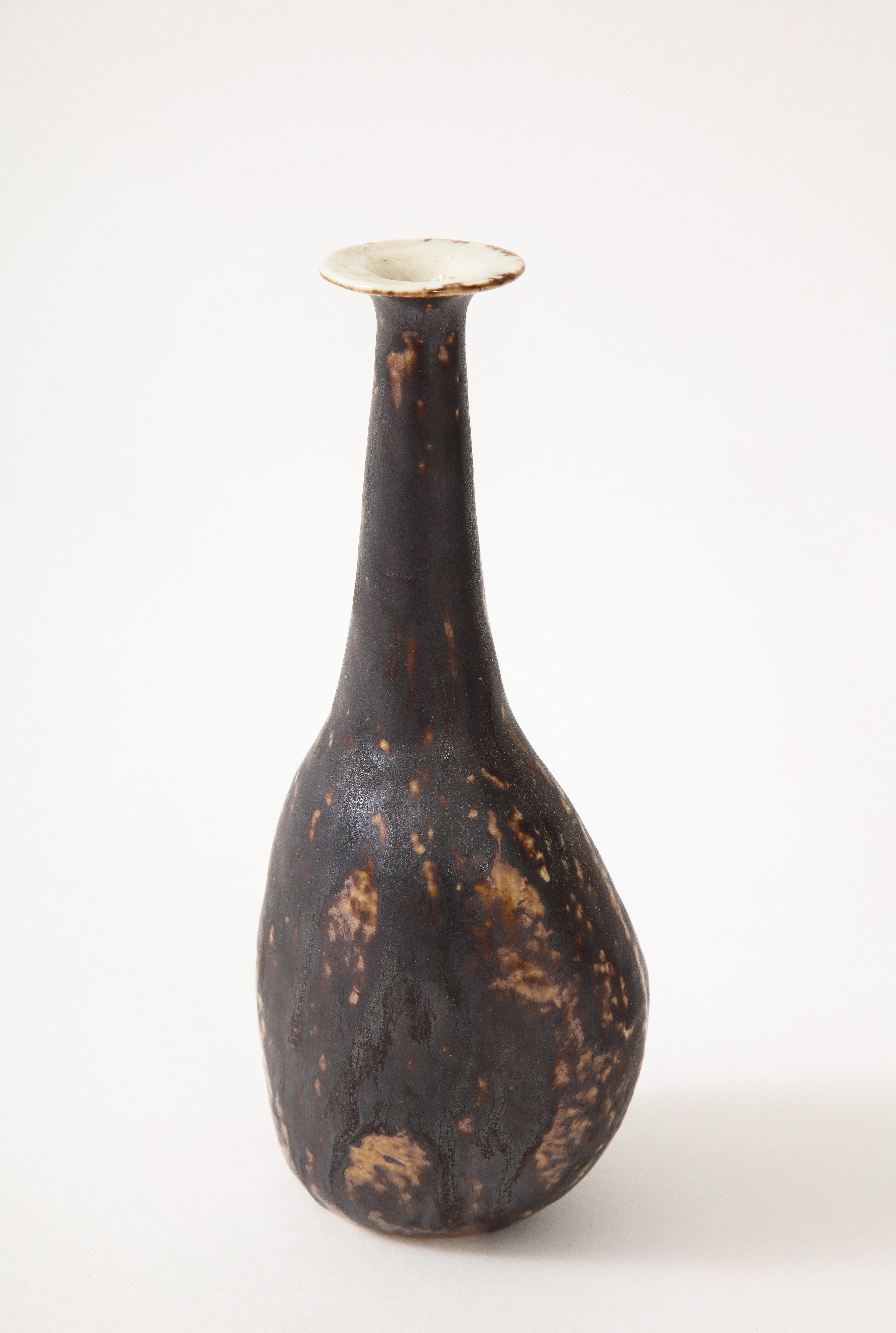 Bruno Gambone Set of Three Small Ceramic or Stoneware Vases, Italy, 1970s For Sale 4