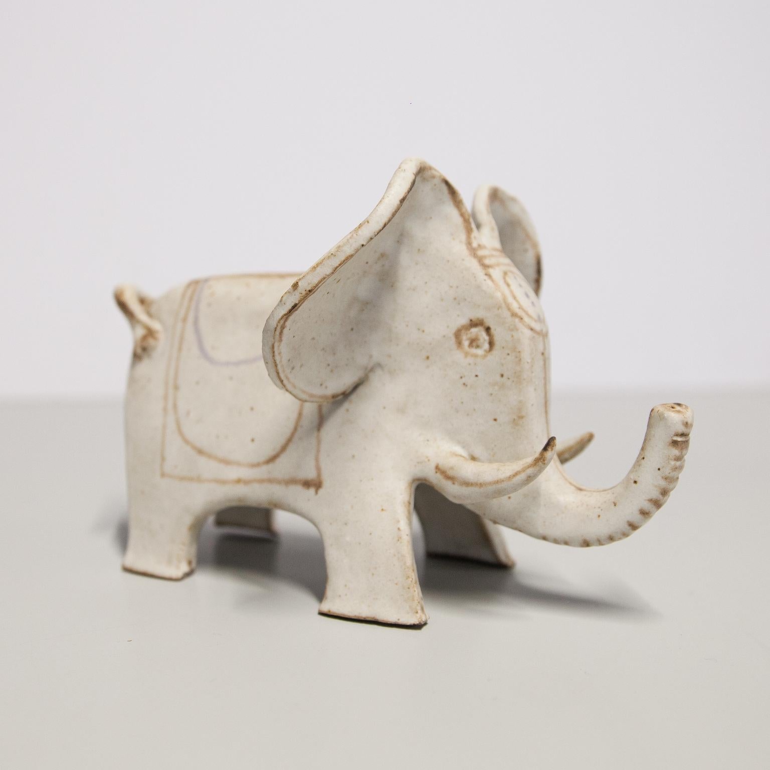 Bruno Gambone Stoneware Elephant Limited Edition 1975 Set of 4 For Sale 1