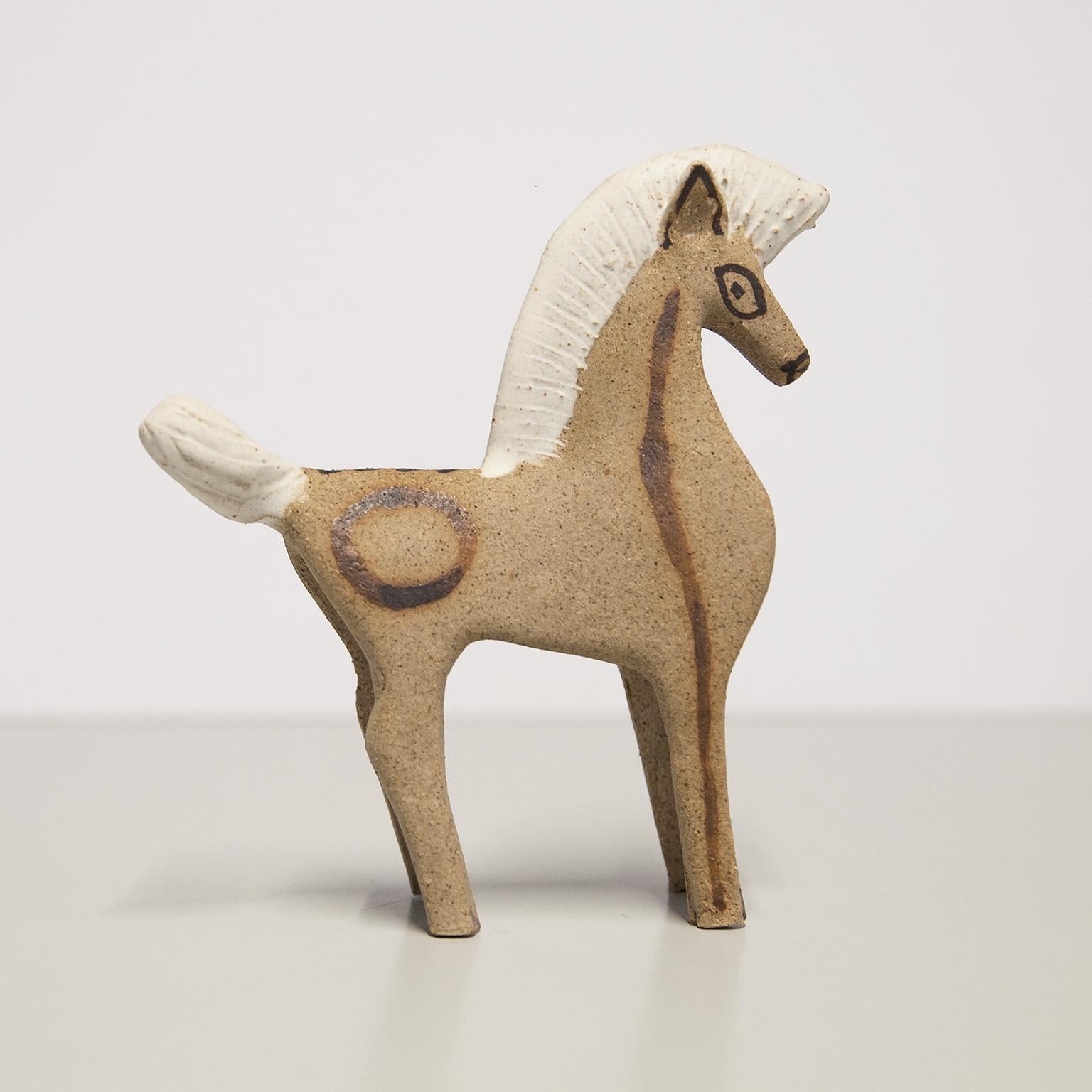 Raw glazed ceramic horse made by Bruno Gambone from 1975, signed Gambone on the bottom. Very rare in the raw version.