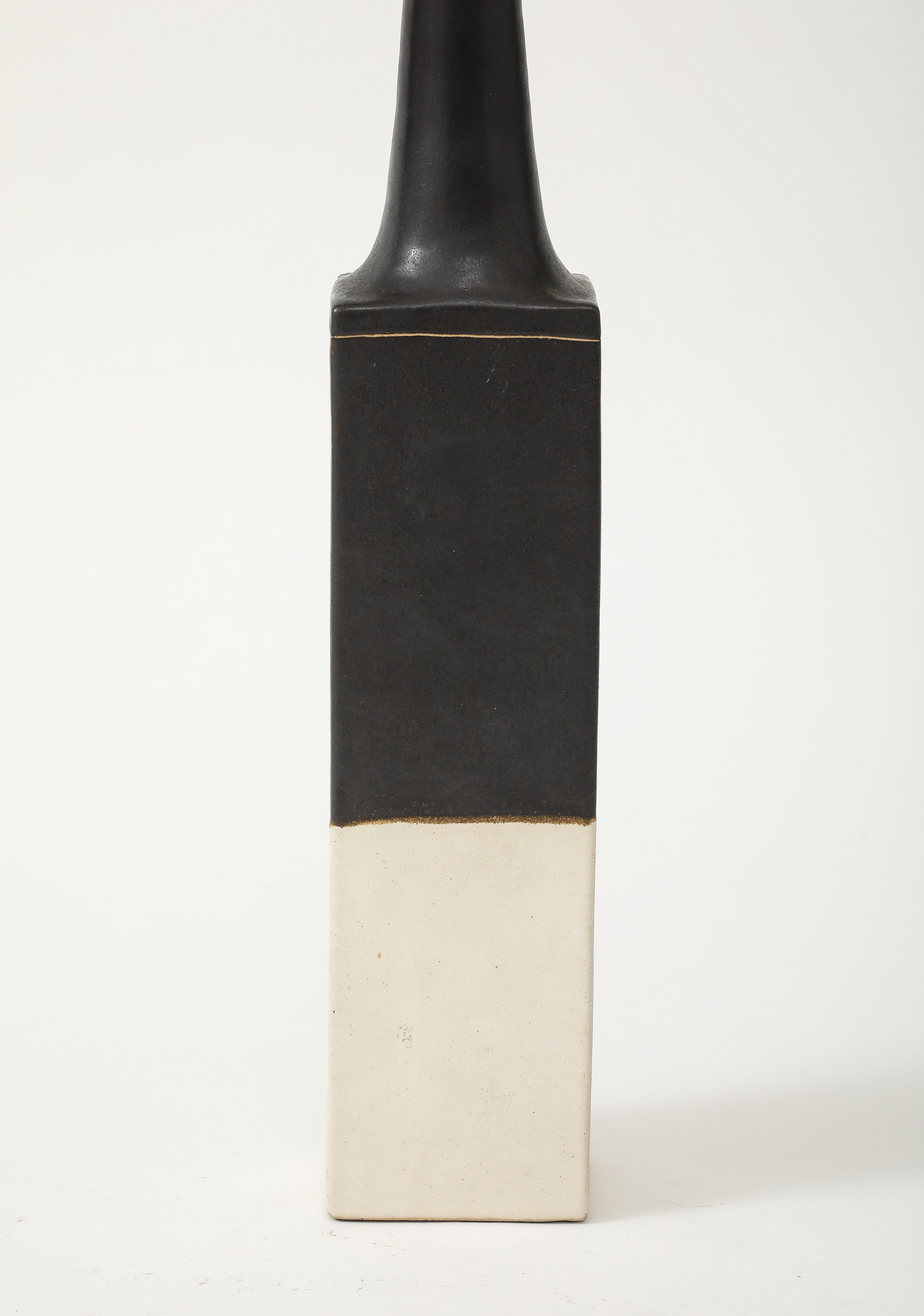 Jarrón de gres o cerámica Bruno Gambone, Italia, años 1970 en Bueno estado para la venta en New York, NY