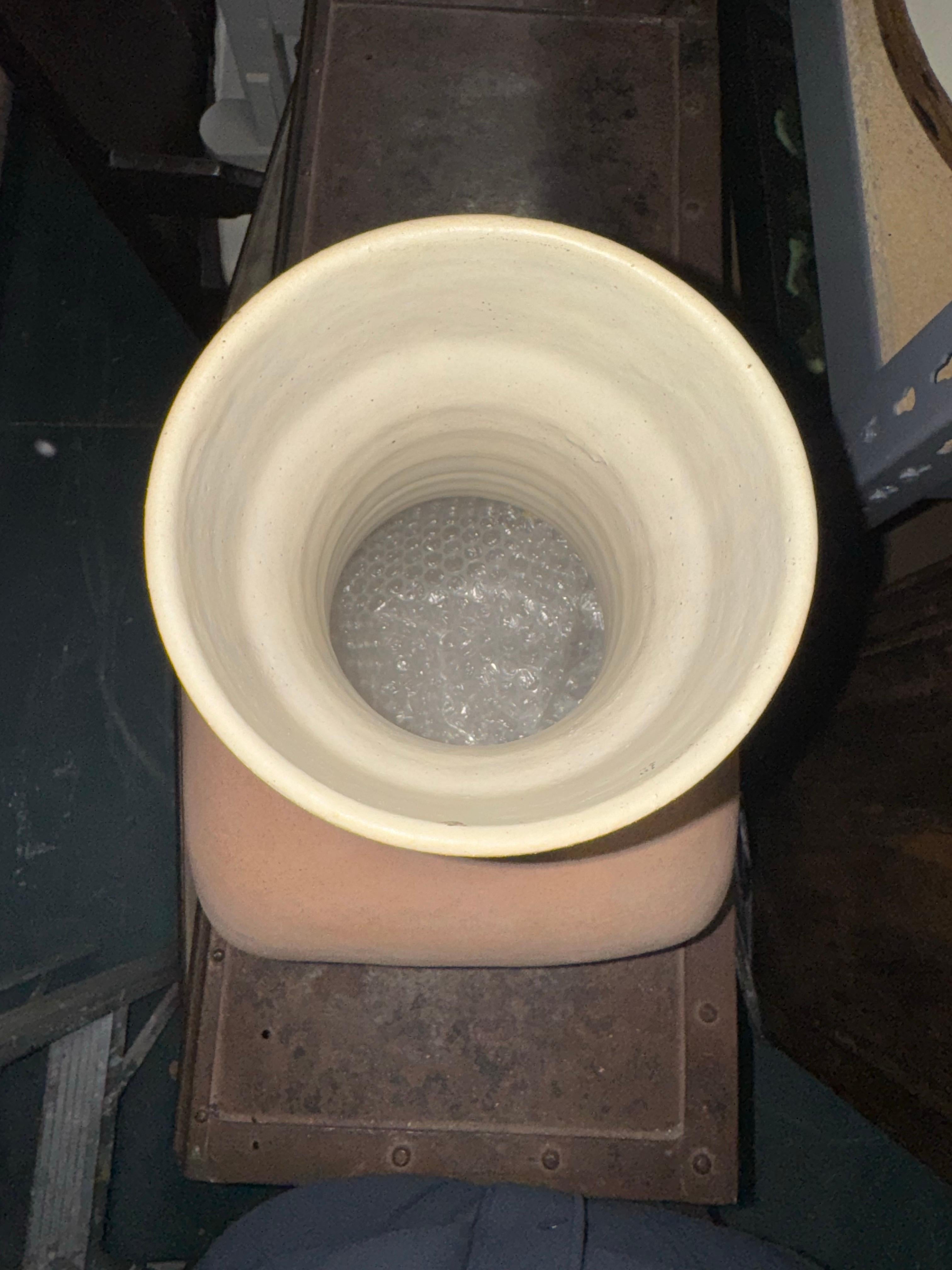 Bruno Gambone Vase, 1970s, Italy in vendita 1