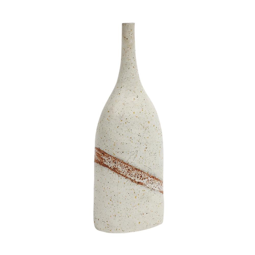 Bruno Gambone Vase, Keramik, weiß, gebrannter Umber, Streifen, signiert im Zustand „Gut“ im Angebot in New York, NY