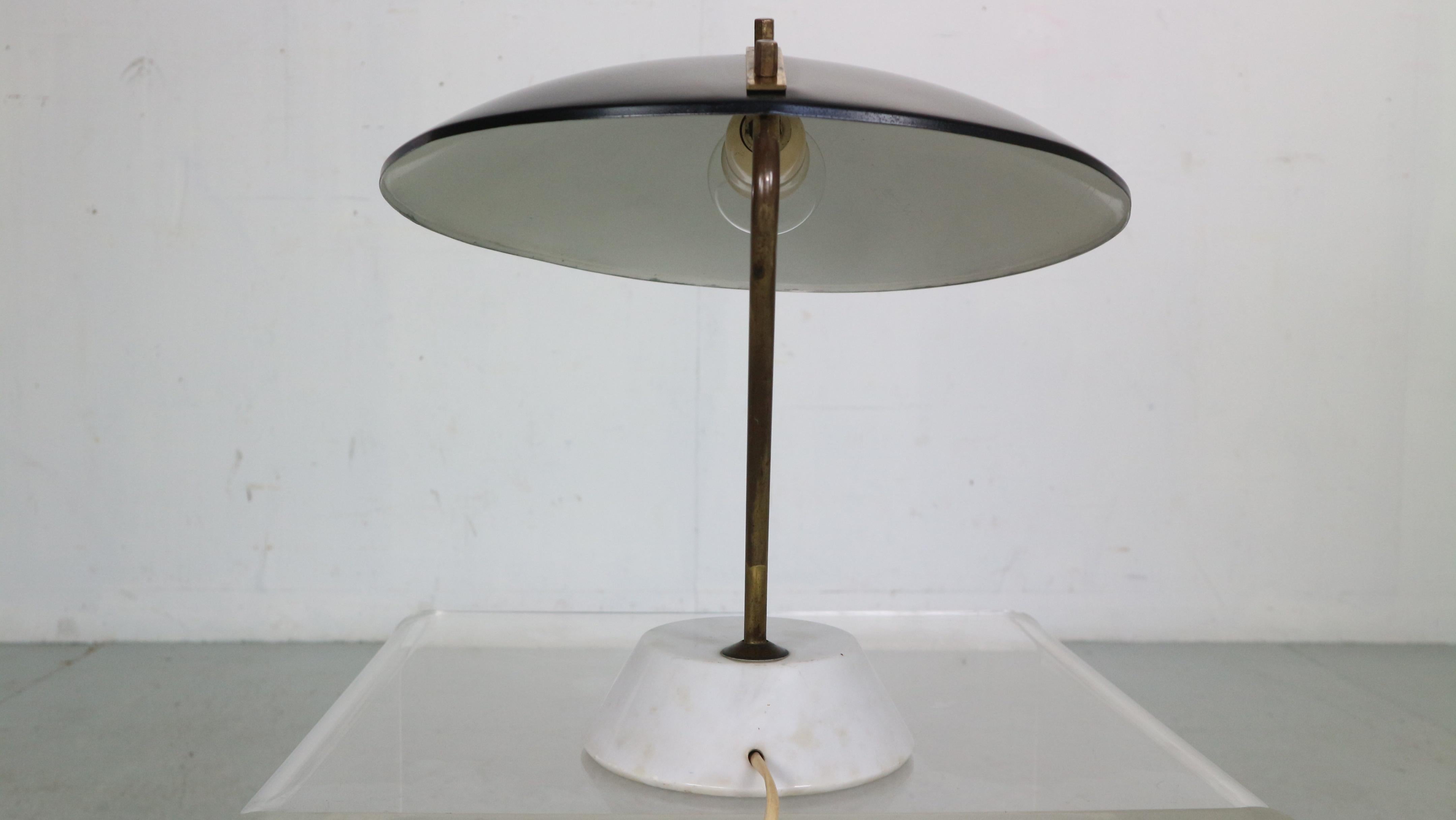 Brossé Lampe de bureau « 8023 » de Bruno Gatta pour Stilnovo, années 1960, Italie en vente