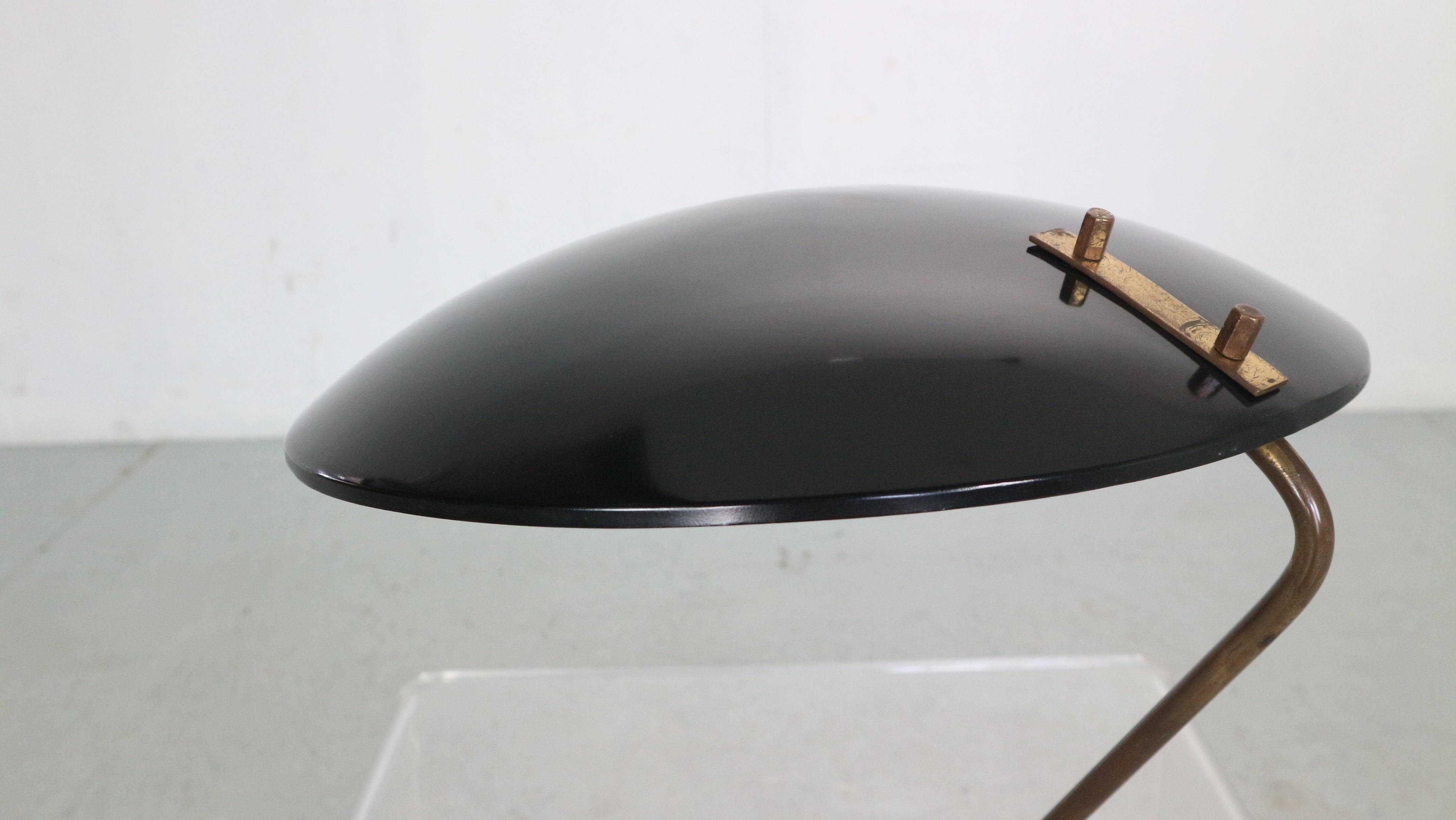 Lampe de bureau « 8023 » de Bruno Gatta pour Stilnovo, années 1960, Italie en vente 1