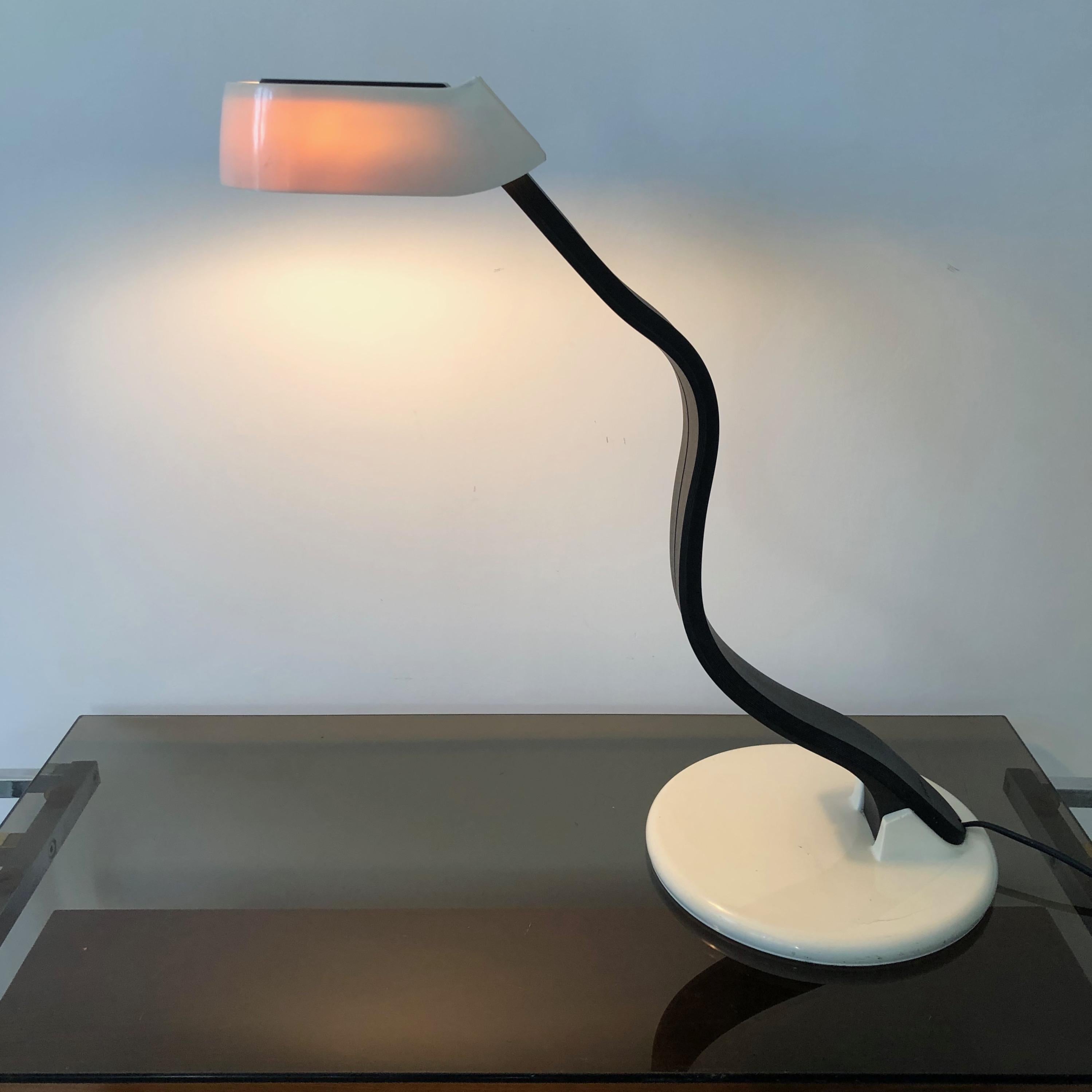 Bruno Gecchelin for Guzzini Adjustable 'Snoky' Table Lamp, Italy, 1970s For Sale 2