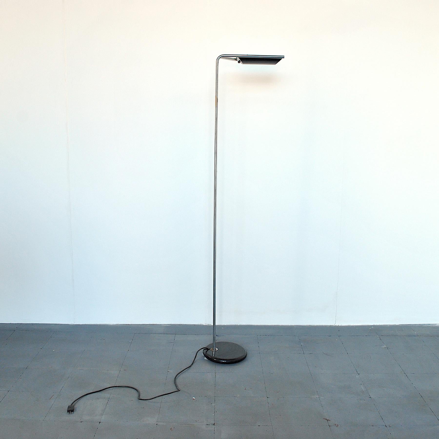 Mid-Century Modern Bruno Gecchelin Italian Midcentury Floor Lamp For Sale