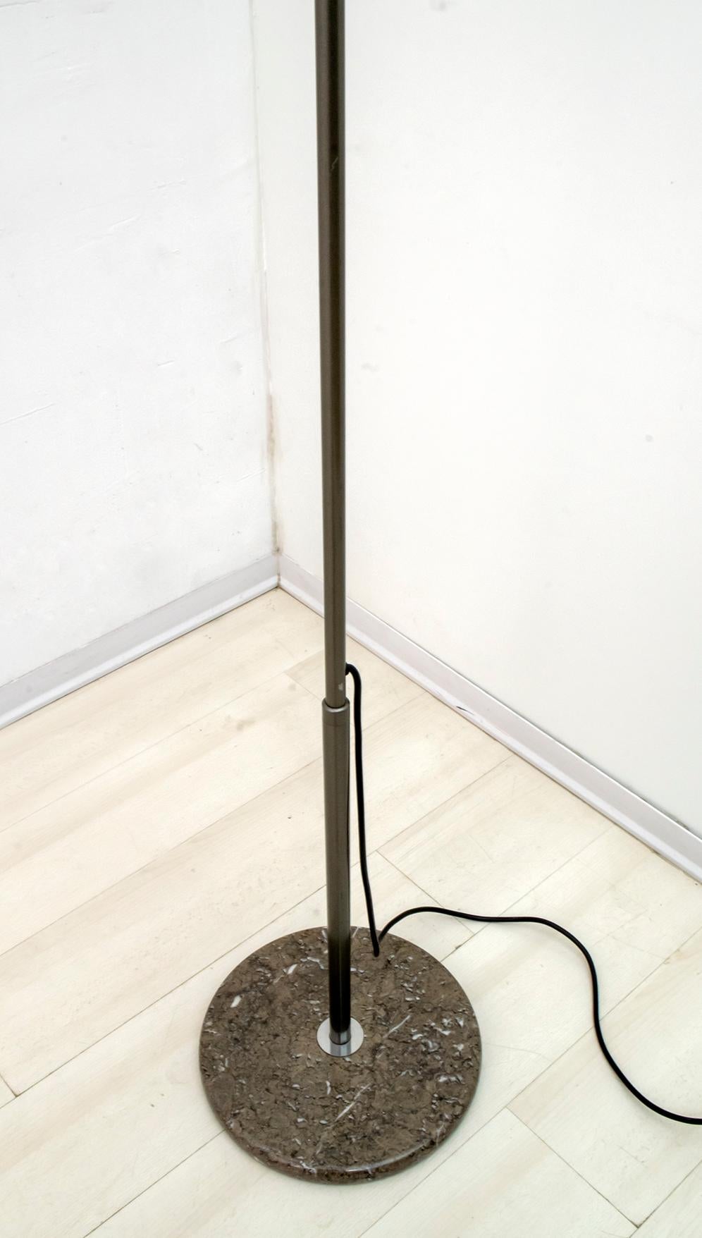 Late 20th Century Bruno Gecchelin Mid-Century Modern ‘Mezzaluna’ Floor Lamp for Skipper Pollux For Sale