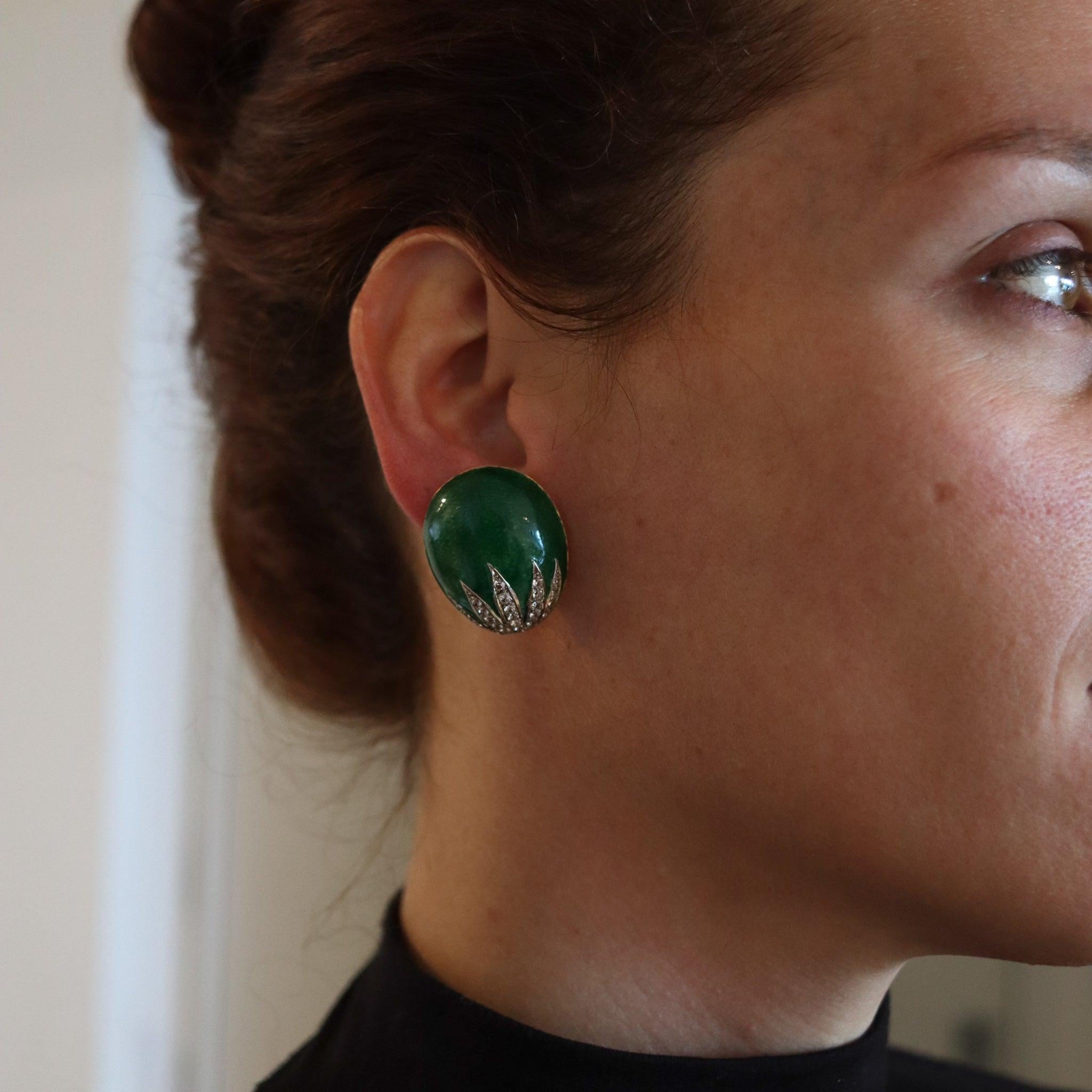 BRUNO GUIDI 1960 Enameled Clips-On Earrings 18Kt Gold With 2.16 Cts In Diamonds In Excellent Condition For Sale In Miami, FL