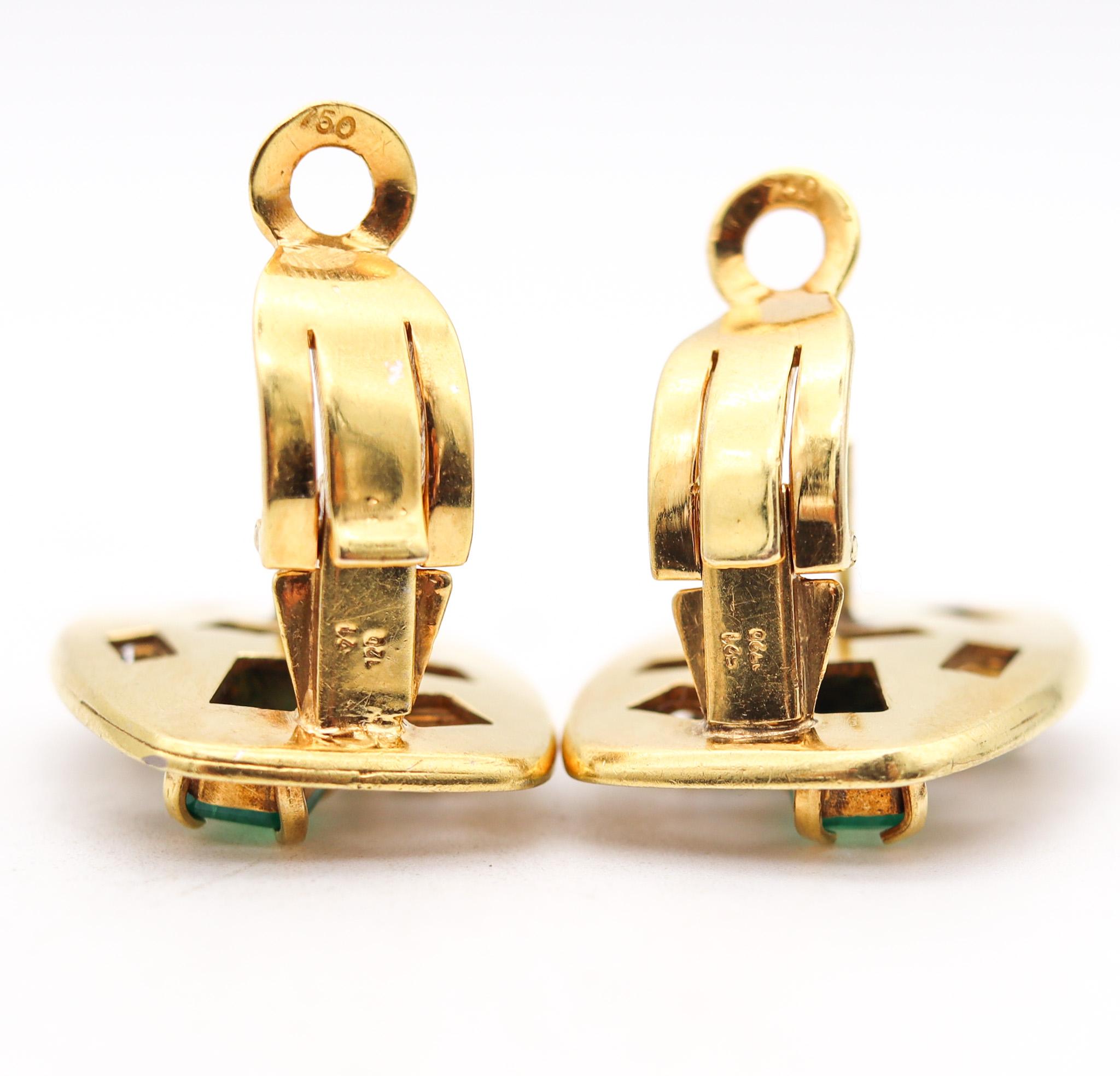 Bruno Guidi 1970 Retro-Modernistische Ohrringe aus 18 Karat Gold mit 4,45 Karat Smaragden im Zustand „Hervorragend“ im Angebot in Miami, FL
