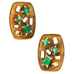 Bruno Guidi 1970 Vintage Modernist Earrings In 18Kt Gold With 4.45 Ctw In Emeralds