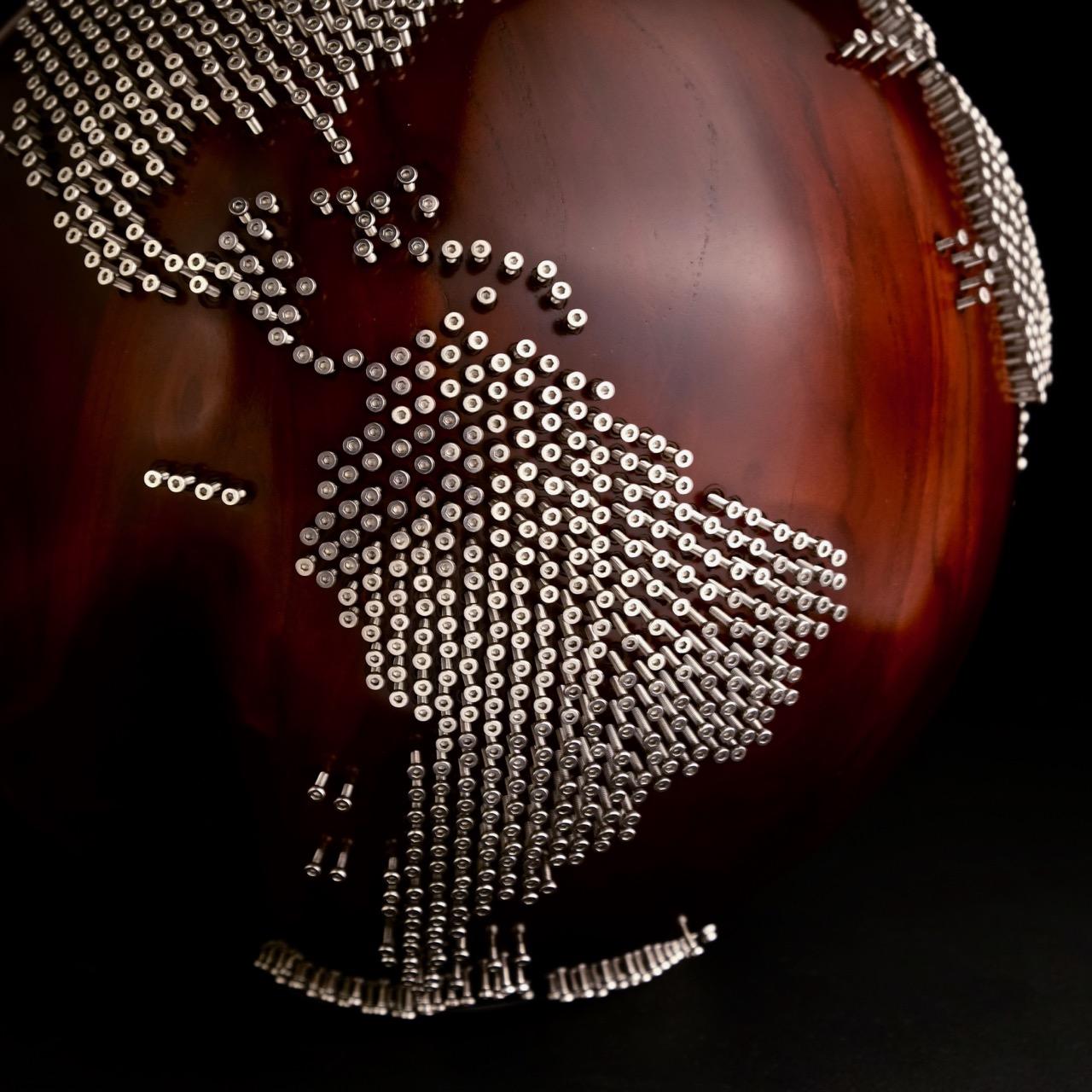 Bolts de Bruno Helgen - Sculpture contemporaine en forme de globe en bois tourné  en vente 7