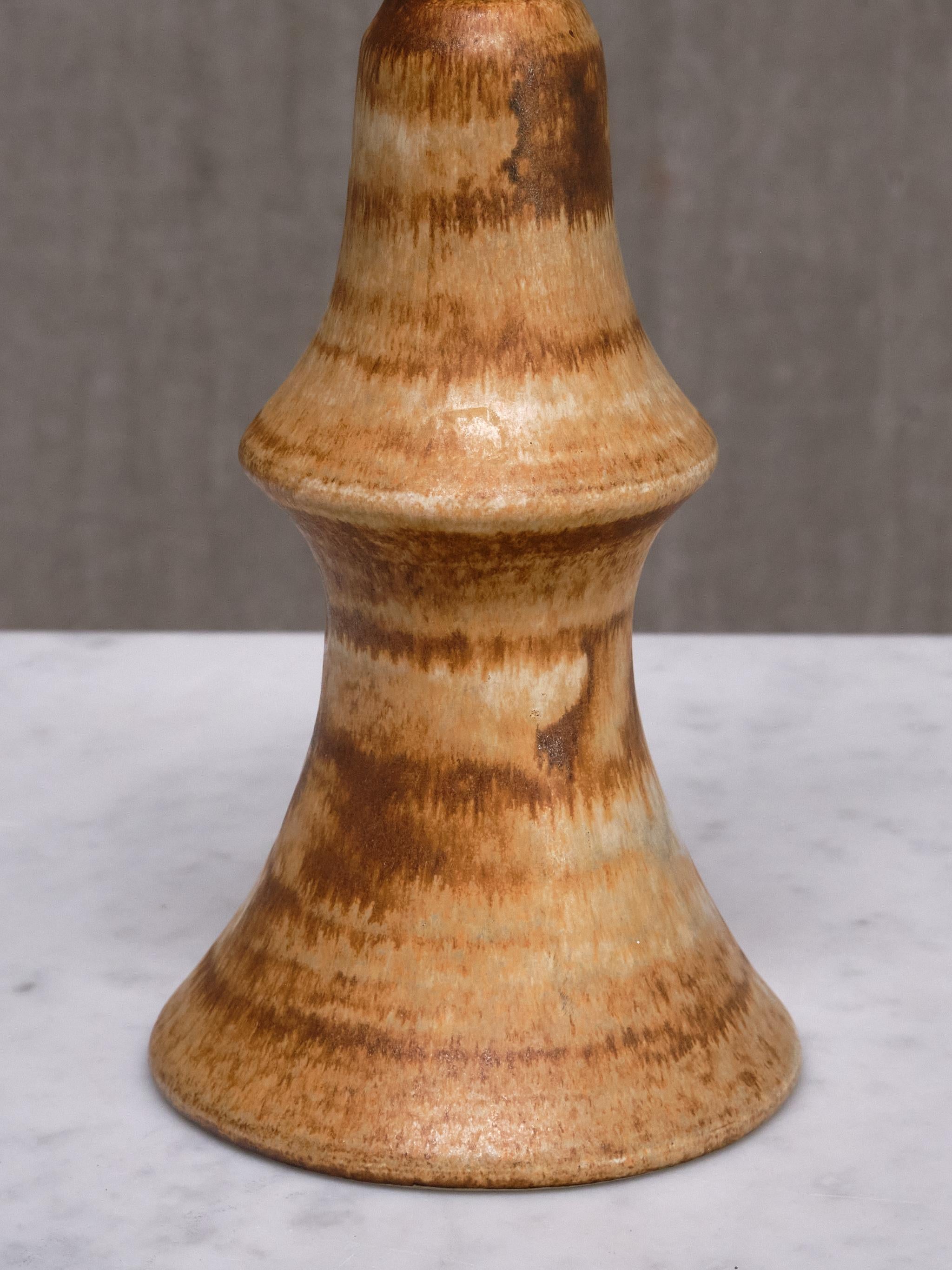 Scandinave moderne Lampe de table en céramique Bruno Karlsson, Ego Stengods, Suède, années 1960 en vente