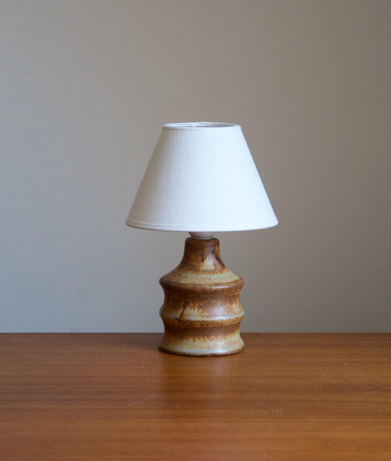 Bruno Karlsson, Small Table Lamp, Stoneware, Linen, Studio Ego, Sweden,  1960s For Sale at 1stDibs