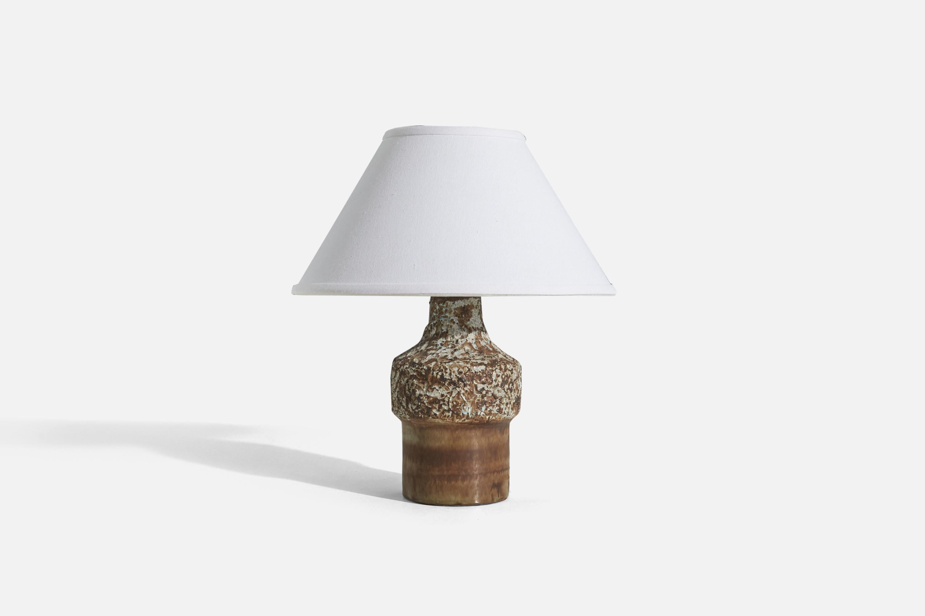 Mid-Century Modern Bruno Karlsson, Table Lamp, Brown-Glazed Stoneware, Studio Ego, Sweden, 1960s For Sale