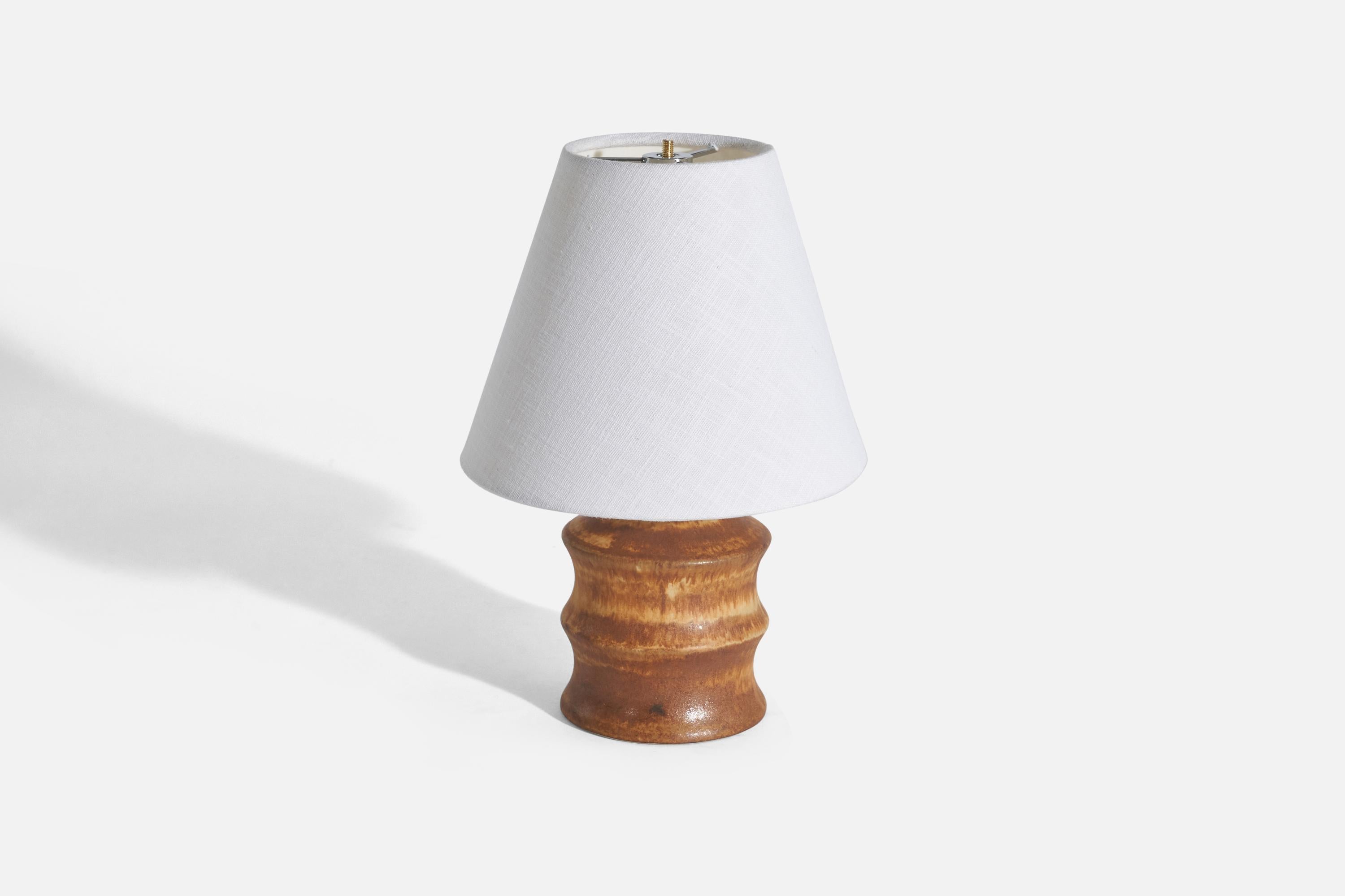 Mid-Century Modern Bruno Karlsson, Table Lamp, Brown Glazed Stoneware, Studio Ego, Sweden, 1960s For Sale