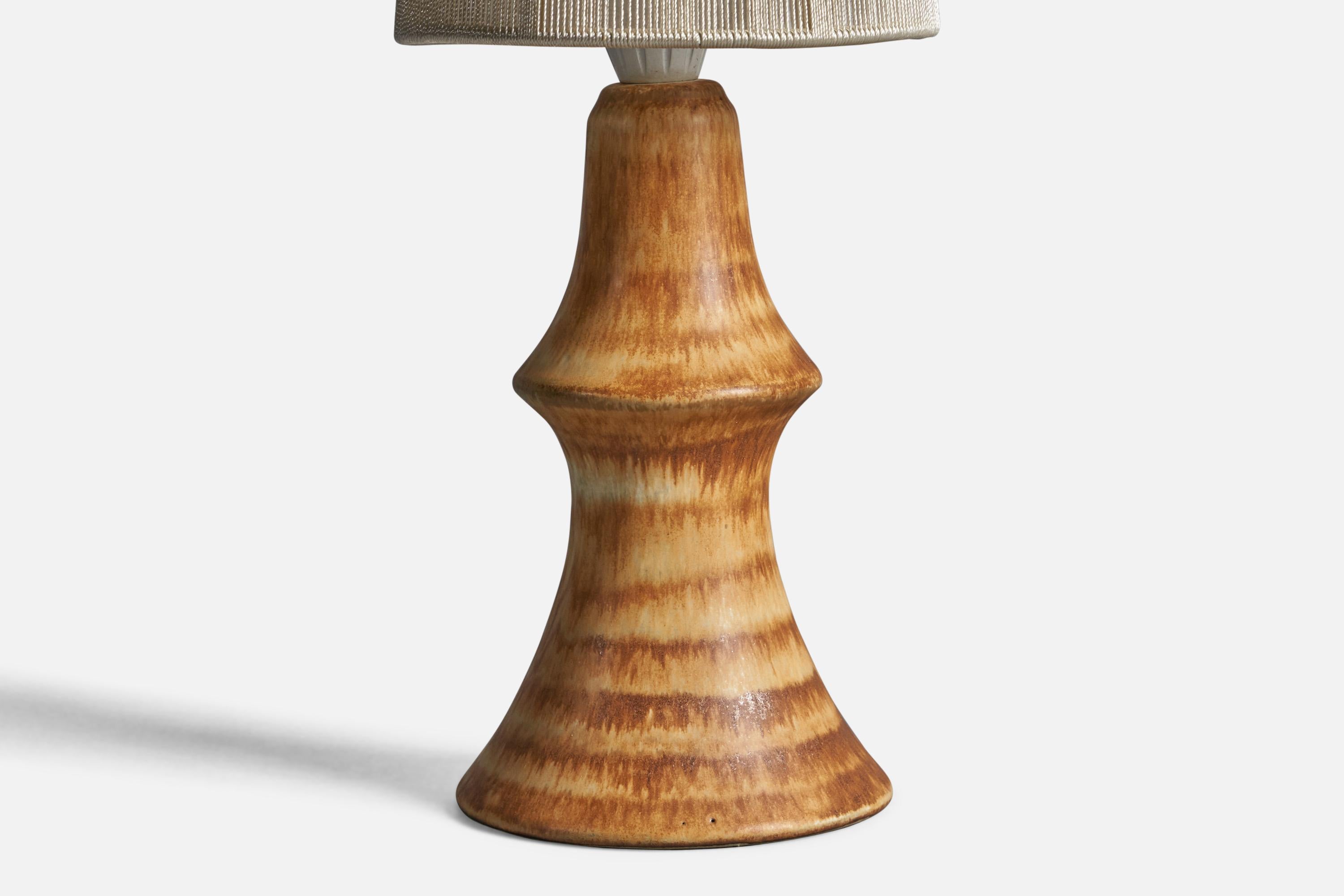Bruno Karlsson, Table Lamp, Stoneware, Fabric, Sweden, 1960s In Good Condition For Sale In High Point, NC