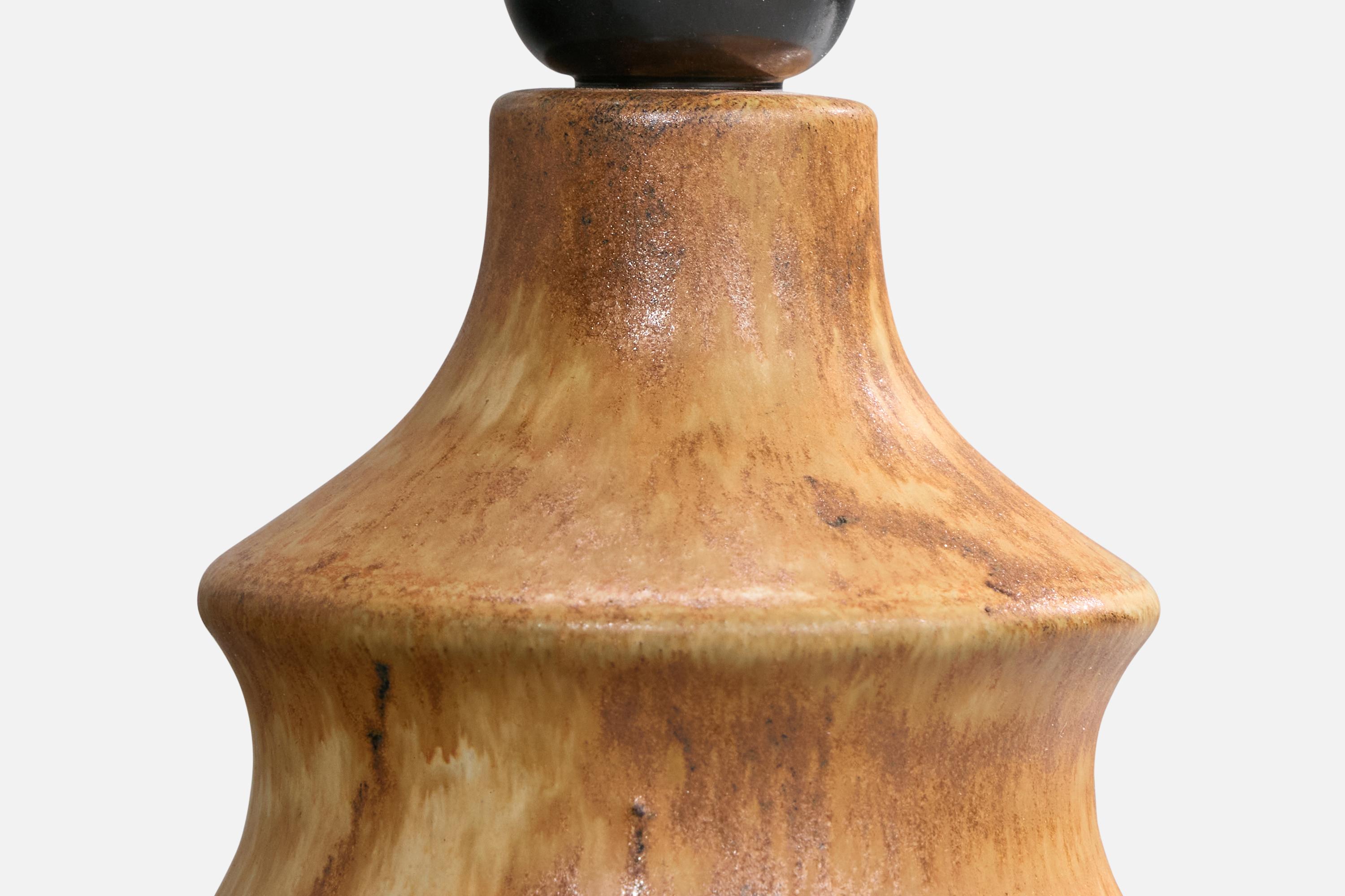 Bruno Karlsson, Lampe de Table, Grès, Suède, 1960 Bon état - En vente à High Point, NC