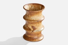 Bruno Karlsson, Vase, Stoneware, Sweden, 1970s