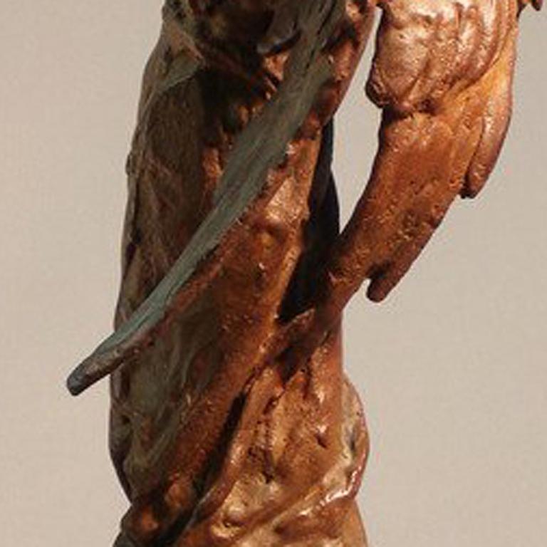 Angel - Or Figurative Sculpture par Bruno Lucchesi