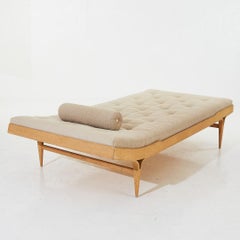 Bruno Mathsson "Berlin 57" Mid-Century Daybed in Beech Produced in Sweden, 1960s