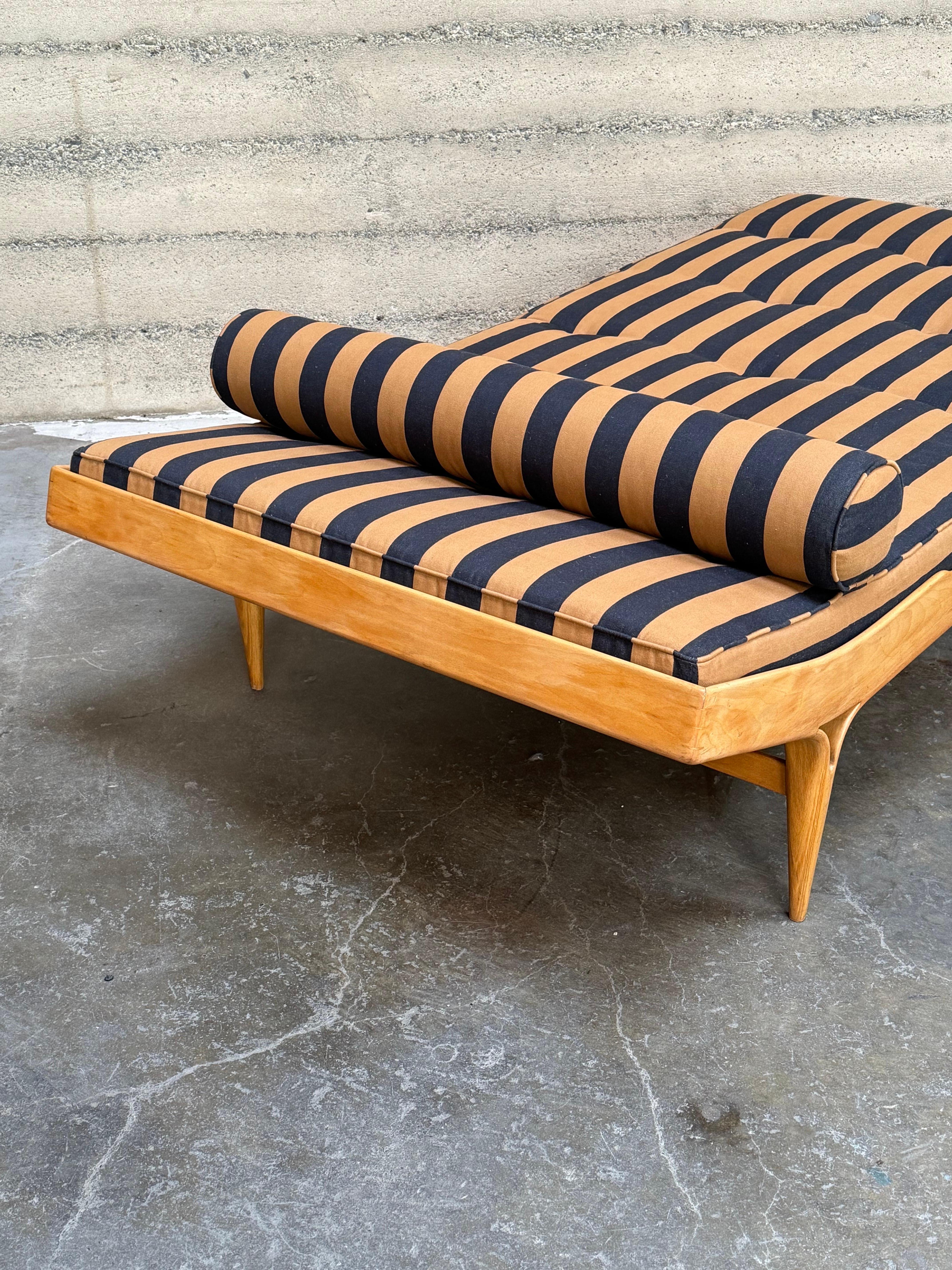 Bruno Mathsson Berlin Daybed For Sale 6