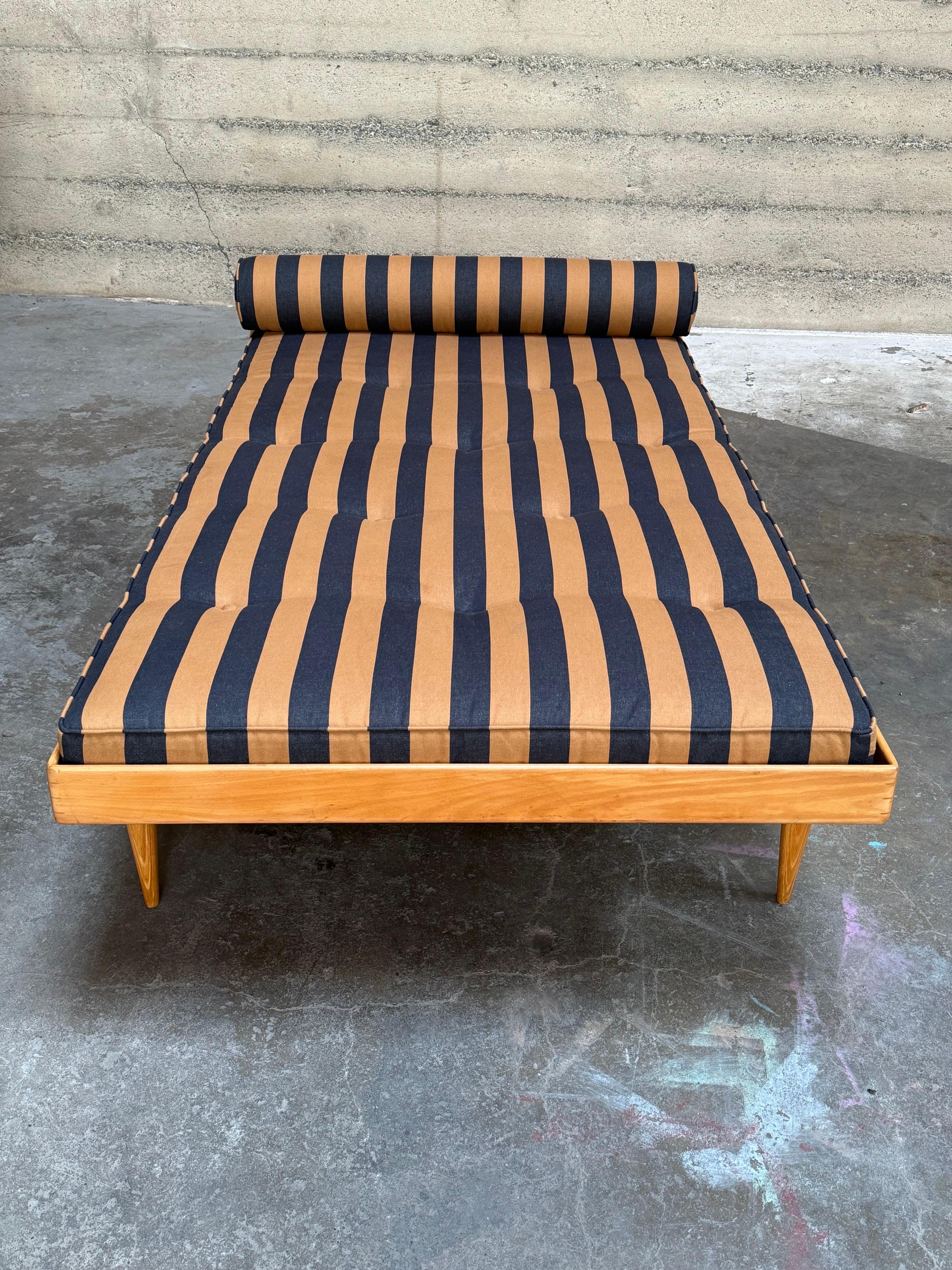 Birch Bruno Mathsson Berlin Daybed For Sale