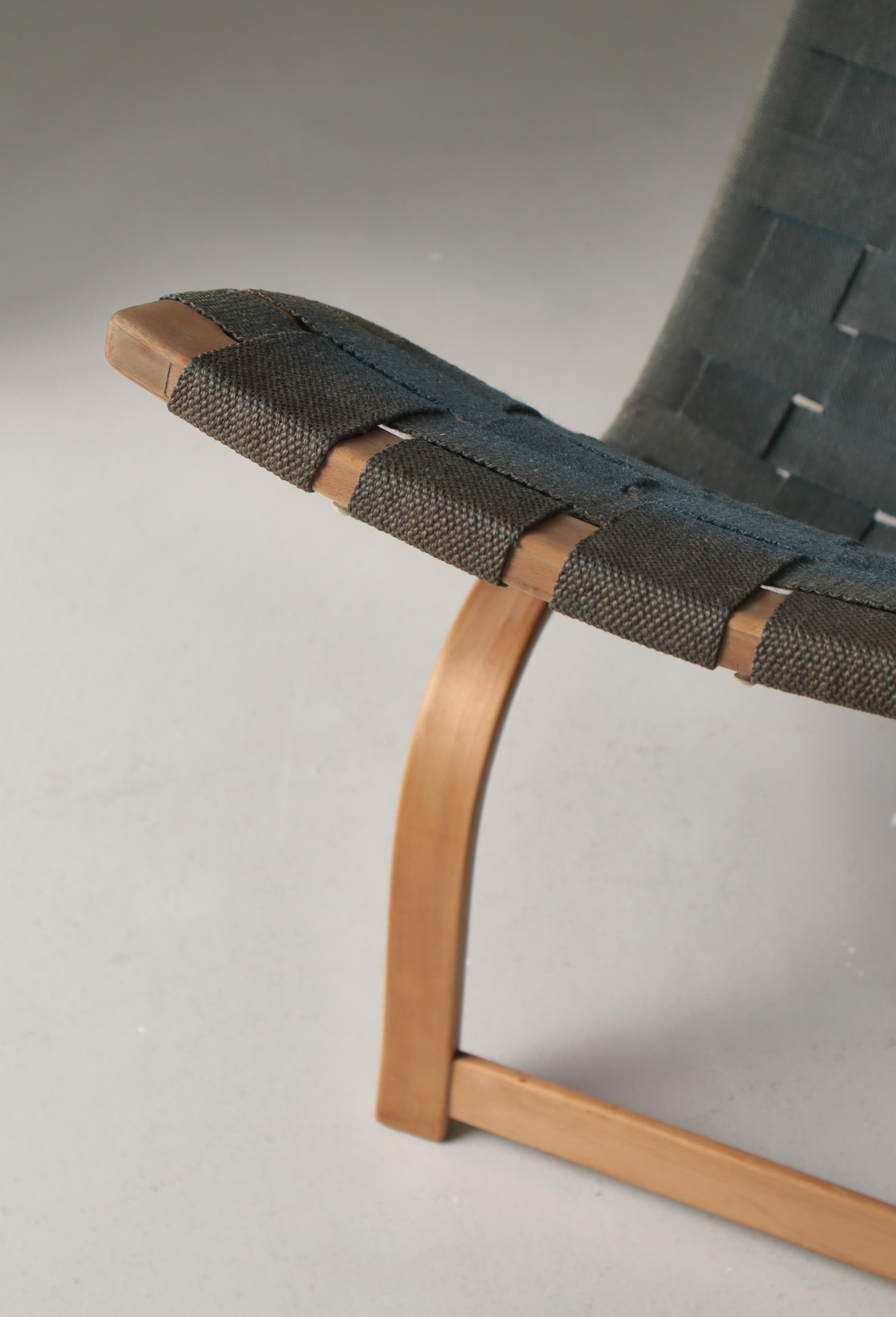Bruno Mathsson Chaise Longue Early Chair no. 36. Blue Webbing & Beech, 1939 For Sale 6