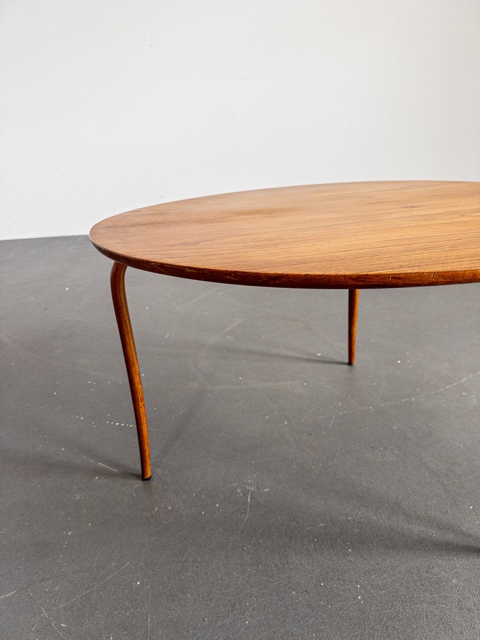 Teck Table basse en teck de Bruno Mathsson - Édition ancienne de 1936 en vente