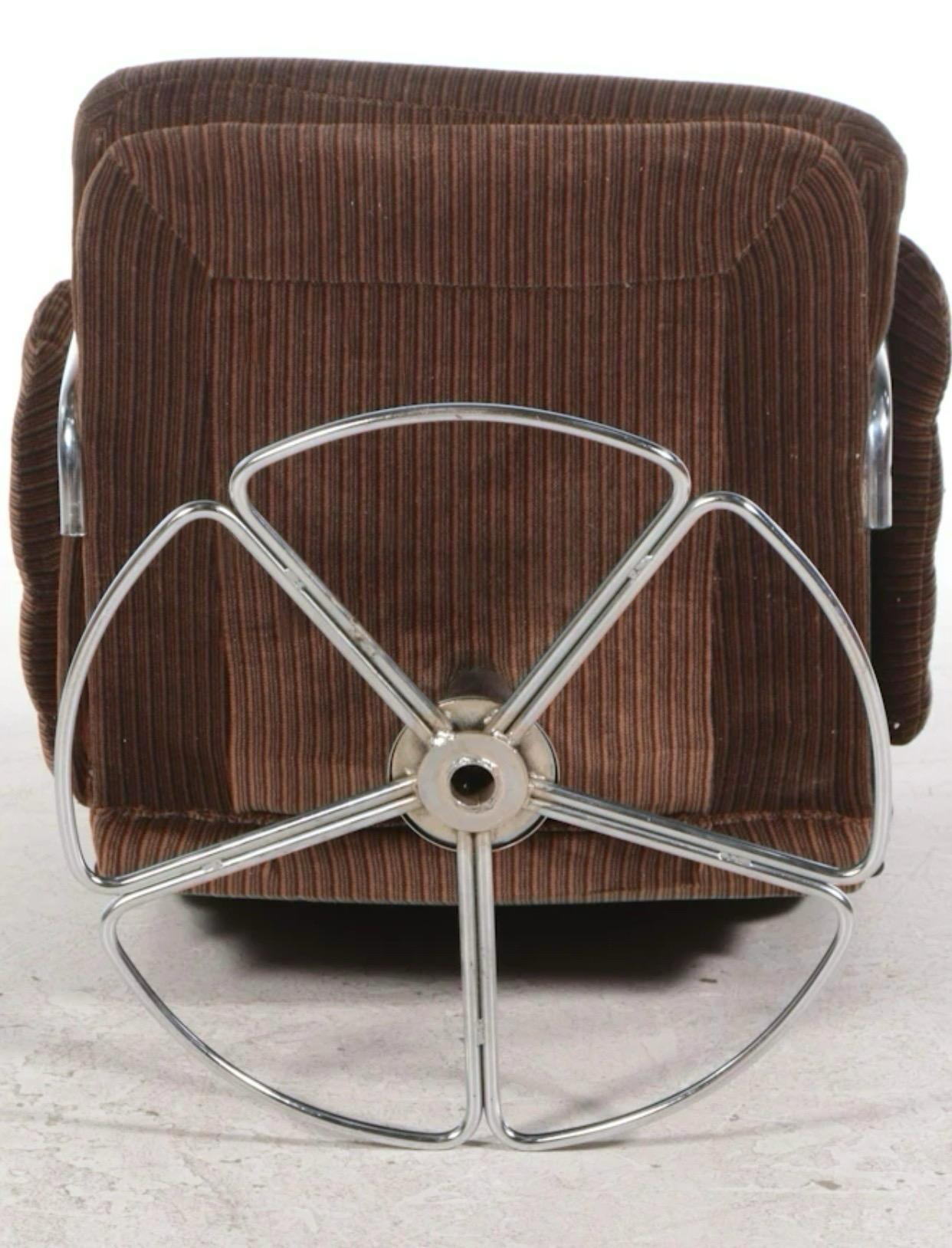 Fauteuil pivotant à base chromée Bruno Mathsson pour Dux, 1 de 2 en vente 1