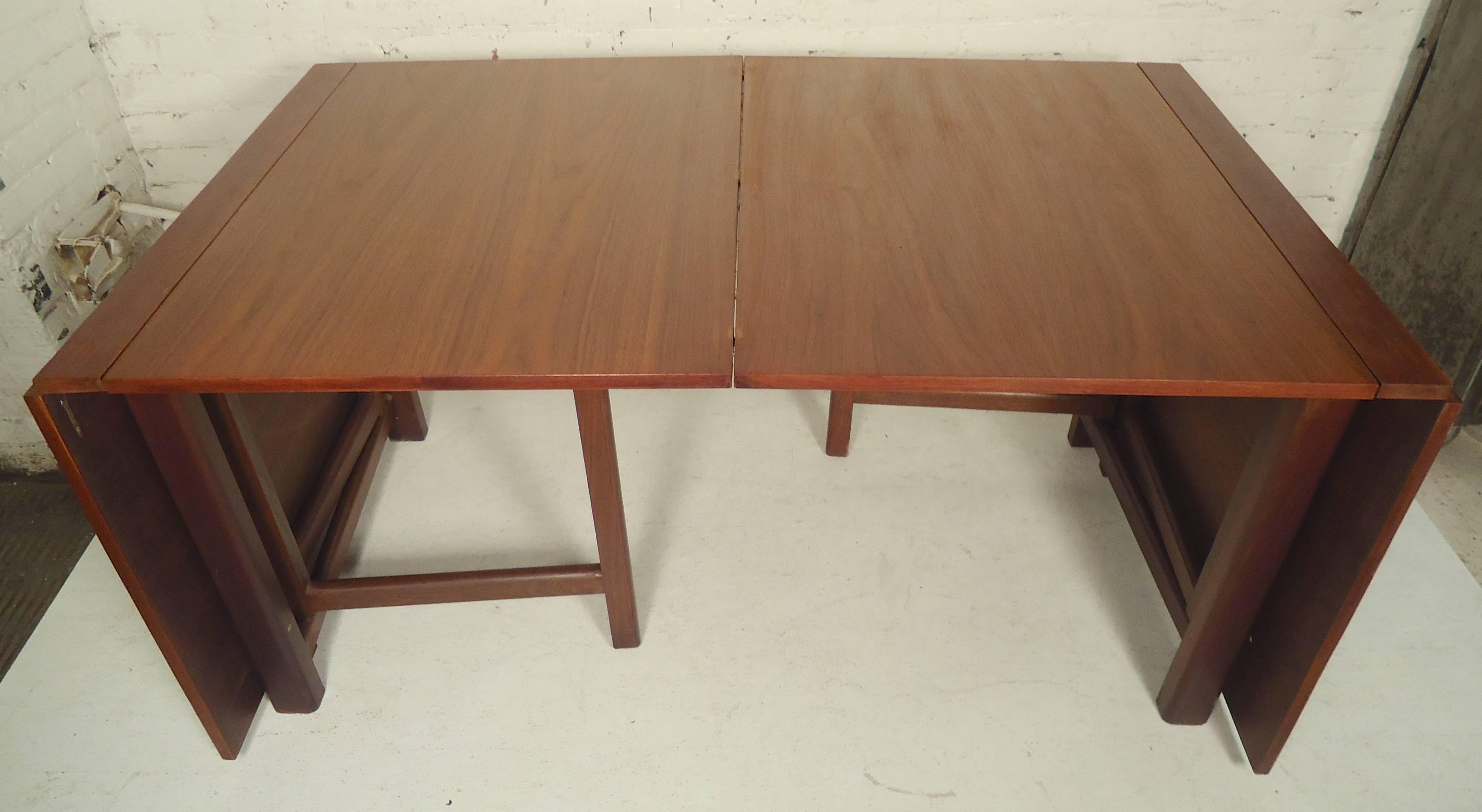 modern gate leg table