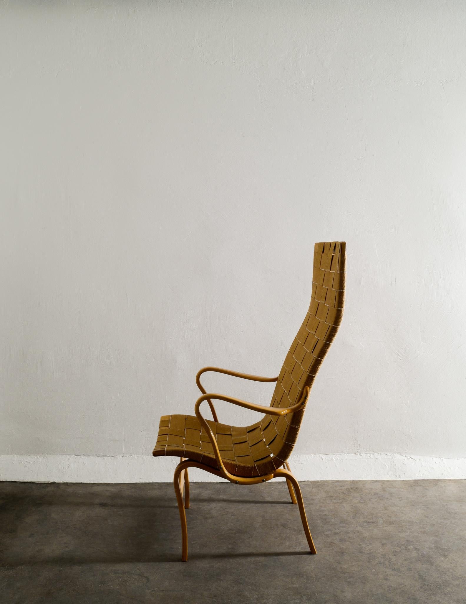 Bruno Mathsson-Sessel mit hoher Rückenlehne, Modell „Eva“, hergestellt von Karl Mathsson, 1940er Jahre (Skandinavische Moderne) im Angebot
