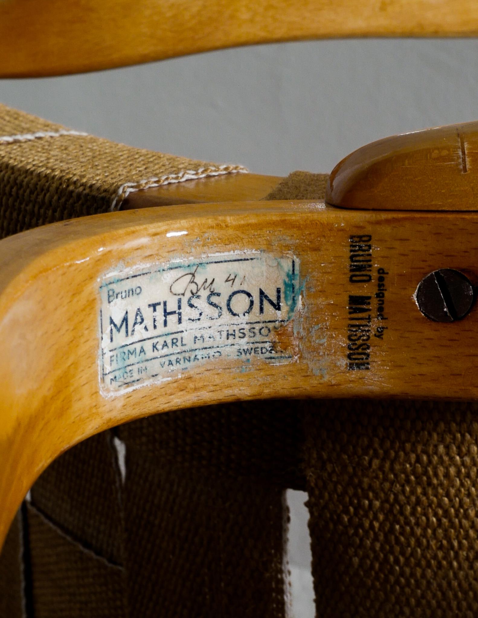 Bruno Mathsson-Sessel mit hoher Rückenlehne, Modell „Eva“, hergestellt von Karl Mathsson, 1940er Jahre (Papier) im Angebot