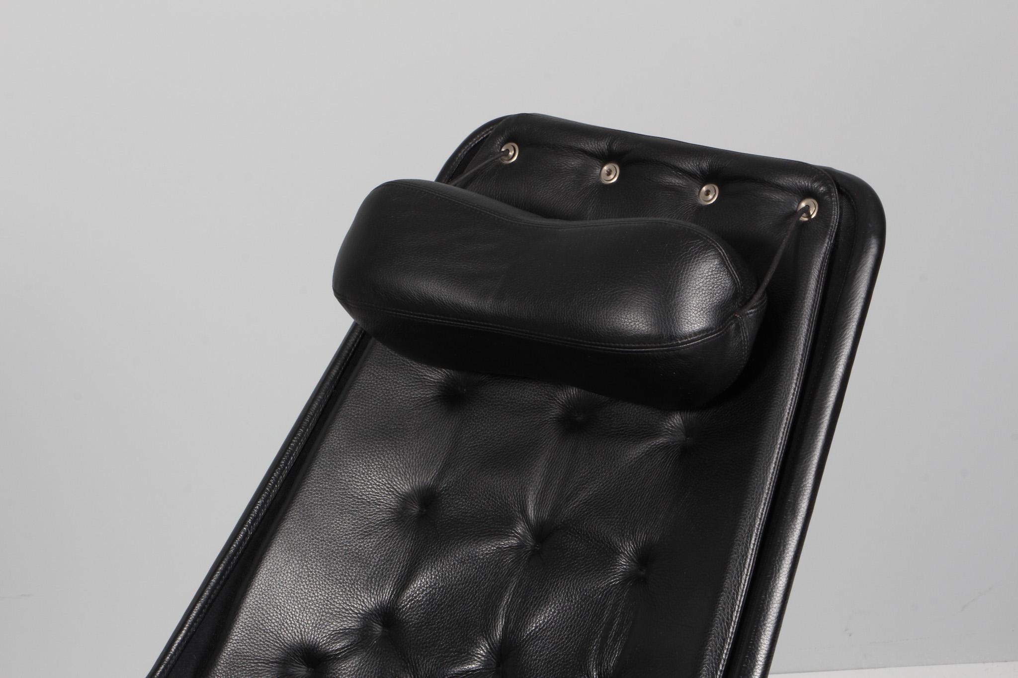 Svedese Bruno Mathsson Jetson Lounge Chair con pelle nera in vendita