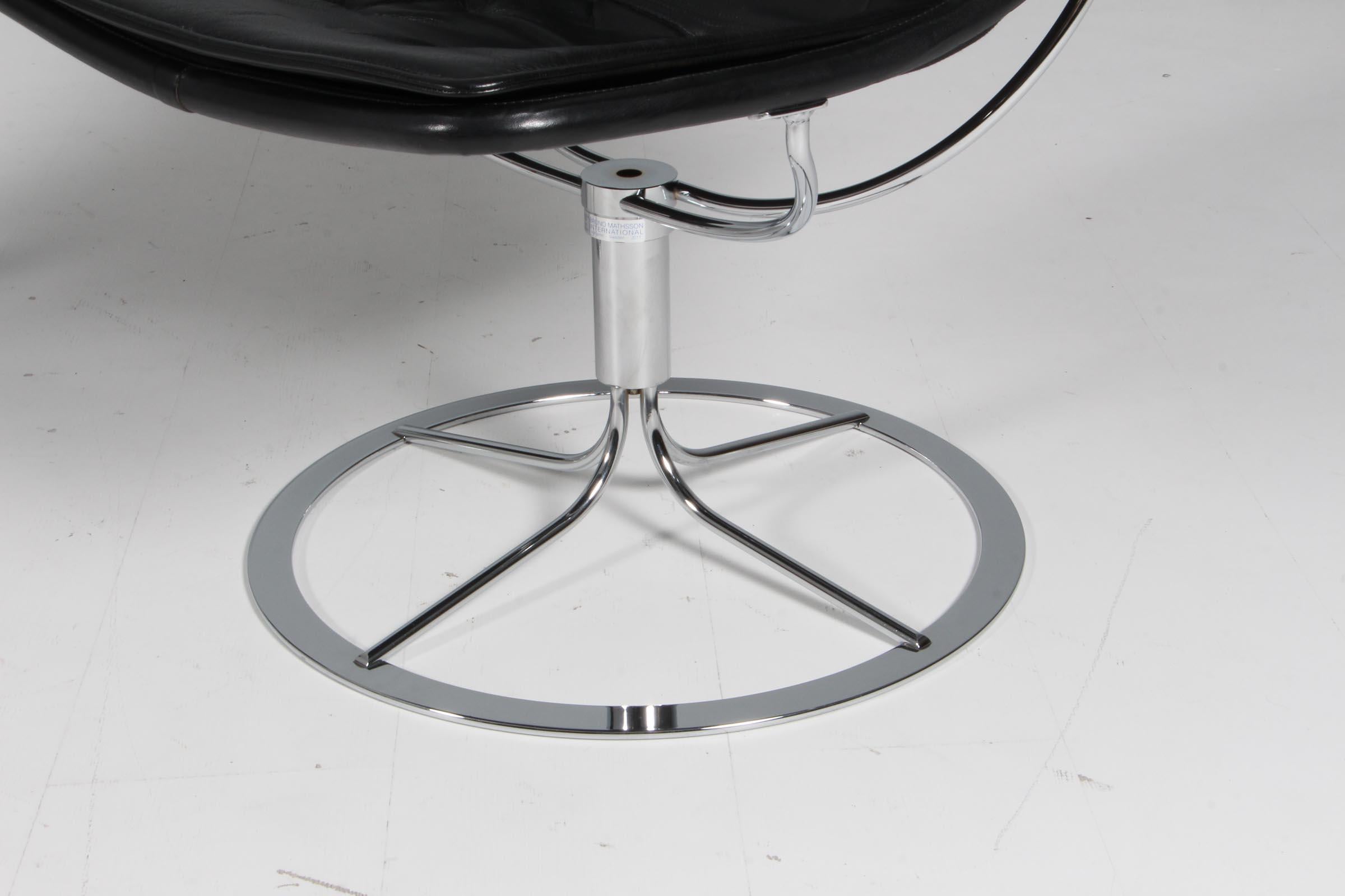 Bruno Mathsson Jetson Lounge Chairs with Black Leather In Excellent Condition In Esbjerg, DK