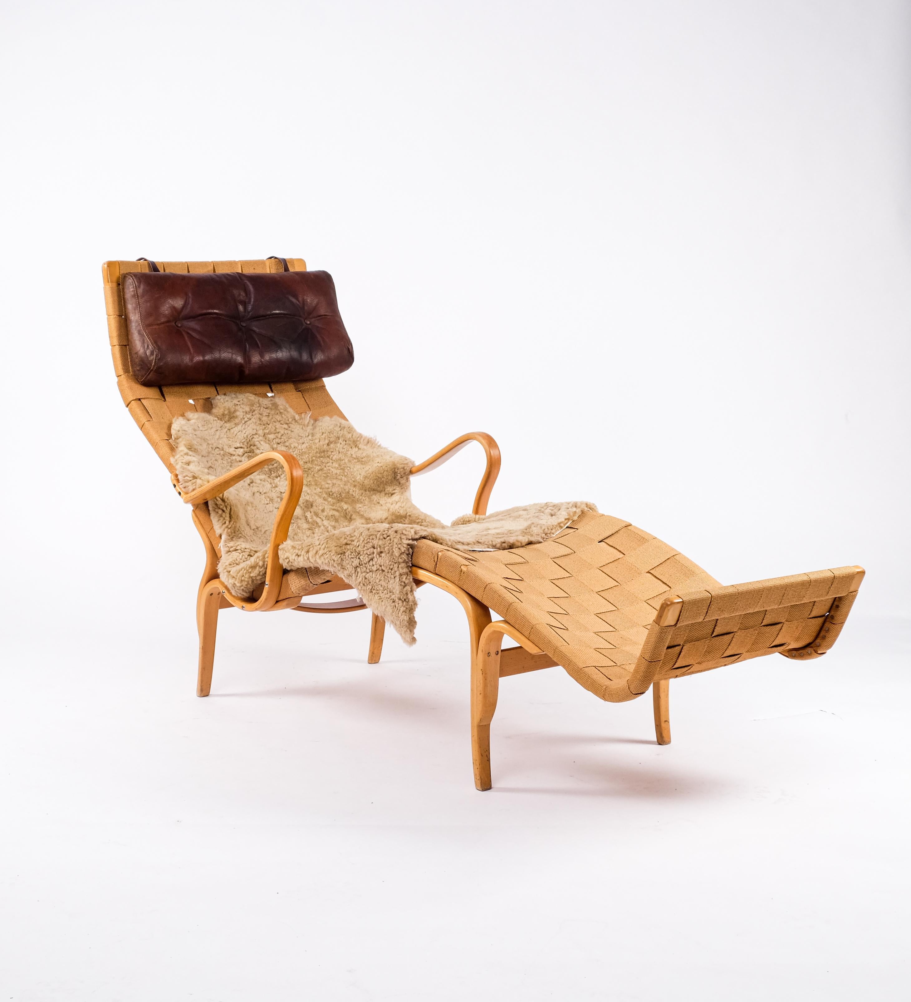 Scandinavian Modern Bruno Mathsson Lounge Chair Model Pernilla 3, 1960s